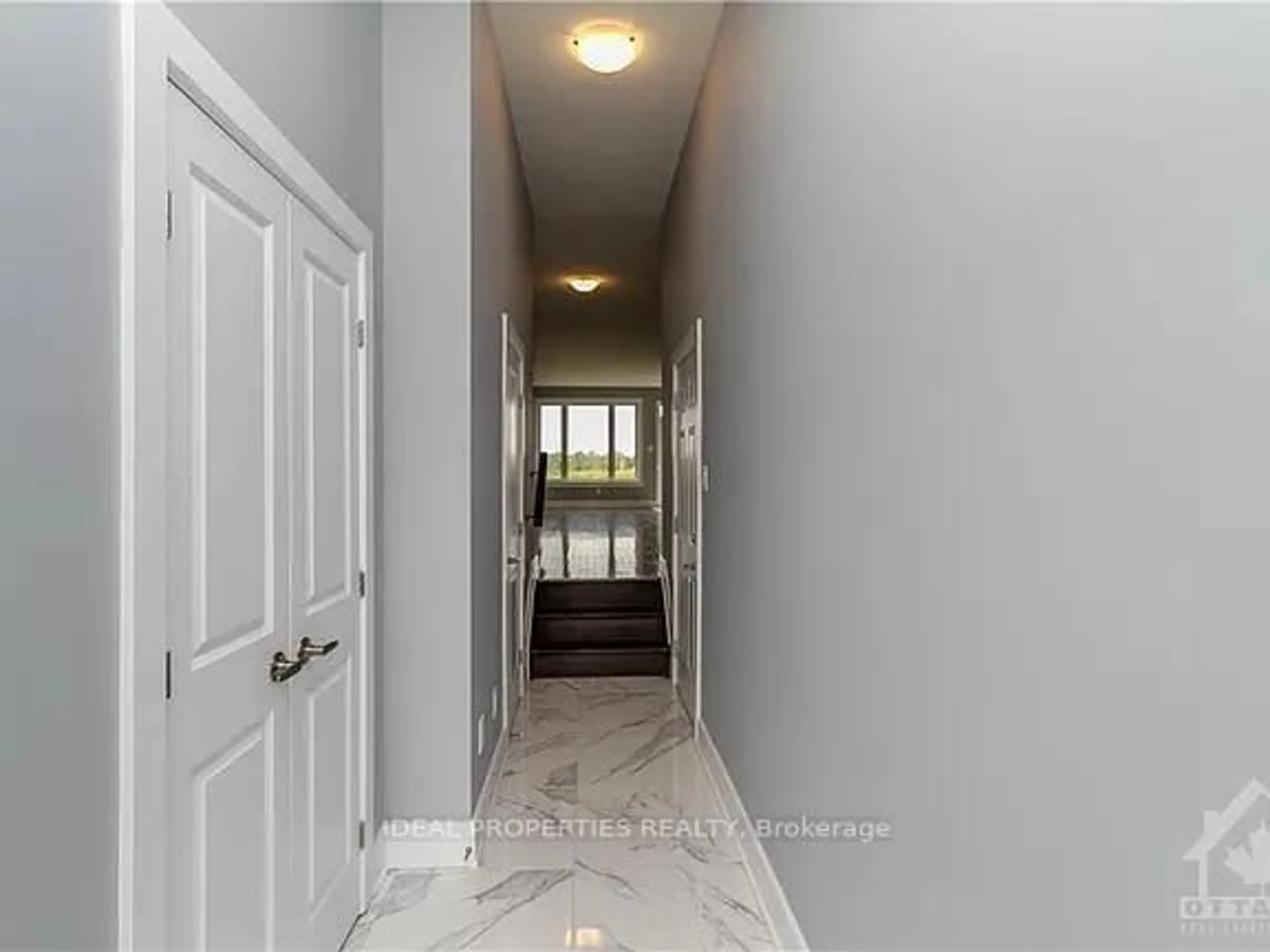 Indoor entryway for 75 Antonakos Dr, Carleton Place Ontario K7C 0L1