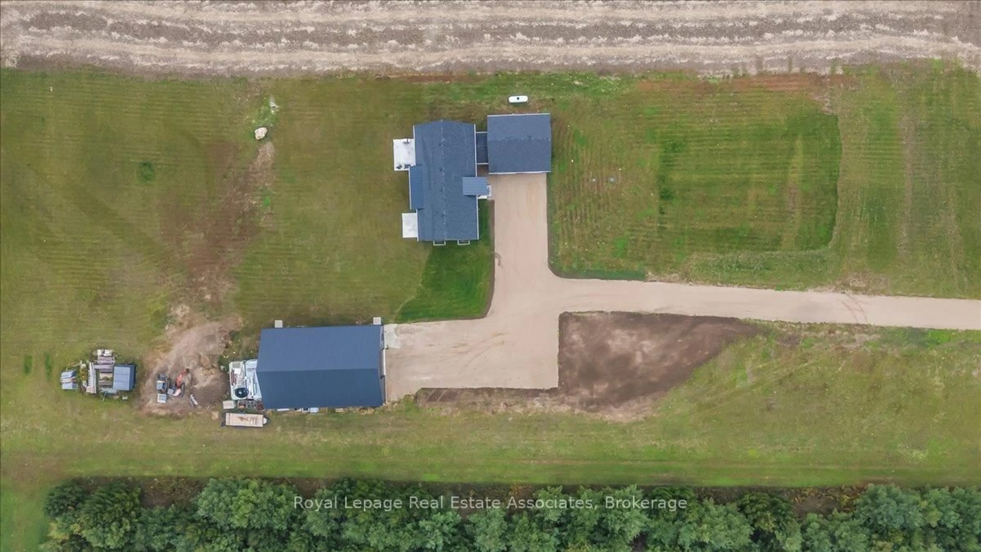 A pic from outside/outdoor area/front of a property/back of a property/a pic from drone, building for 174265 Mulock Rd, West Grey Ontario N4N 3B9