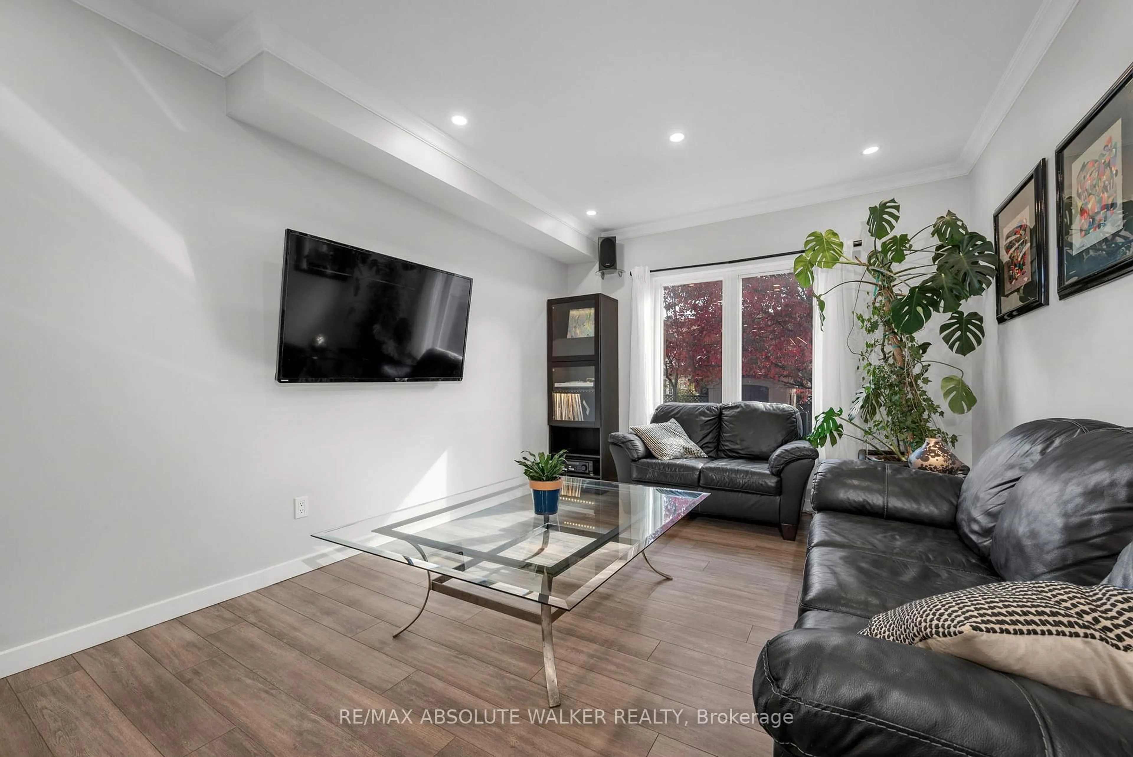 Living room with furniture, unknown for 32 Acklam Terr, Ottawa Ontario K2K 2H5