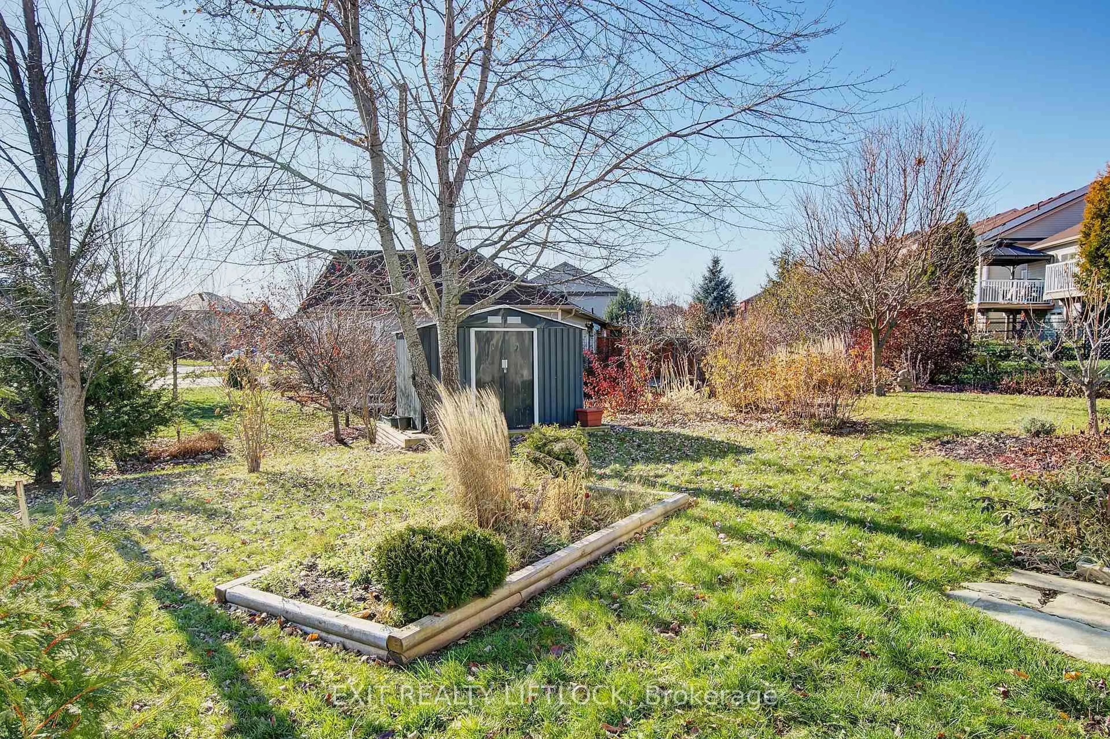 Shed for 569 Garbutt Terr, Peterborough Ontario K9H 7S9