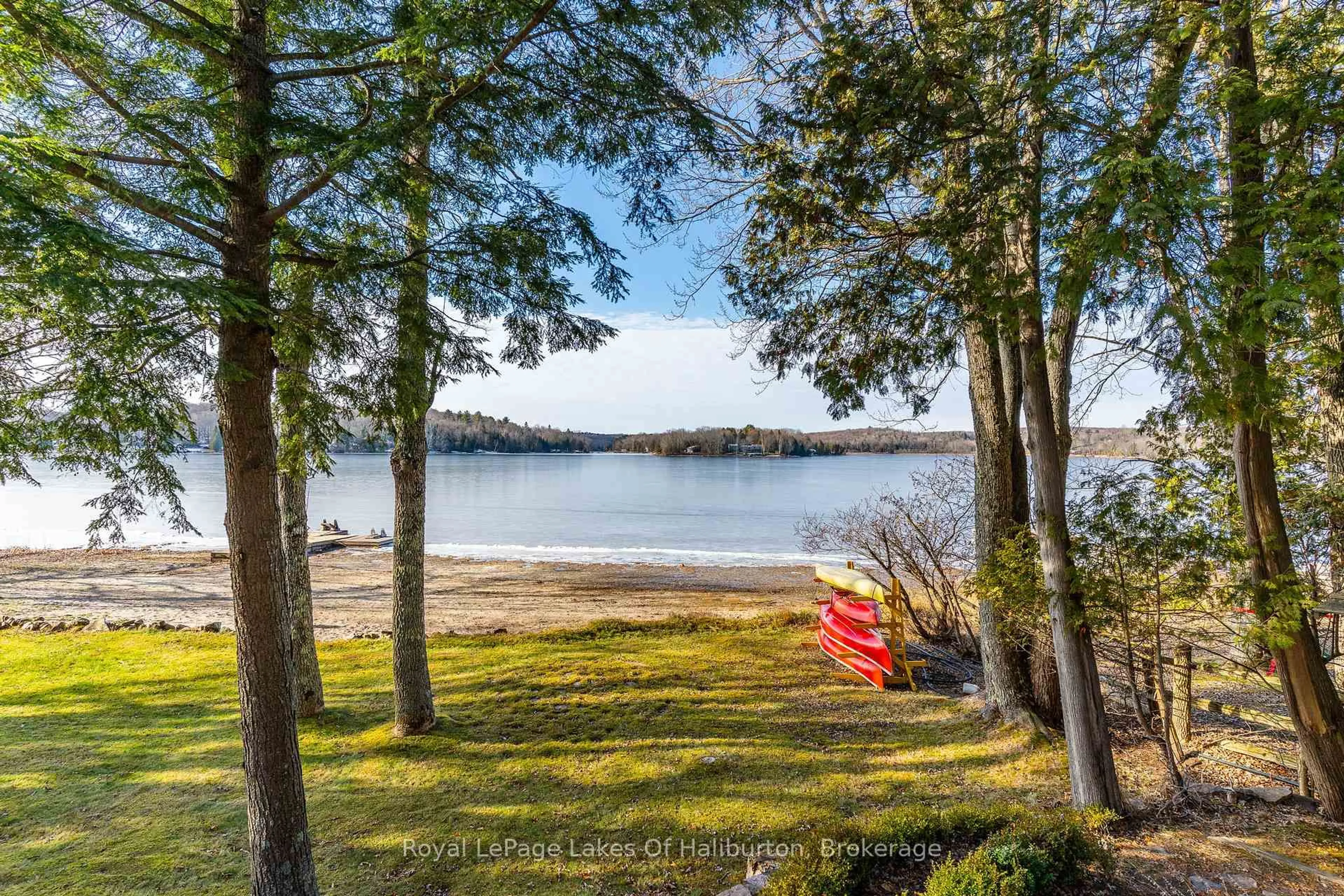 Patio, water/lake/river/ocean view for 1073 Grass Lake Rd, Dysart et al Ontario K0M 1S0