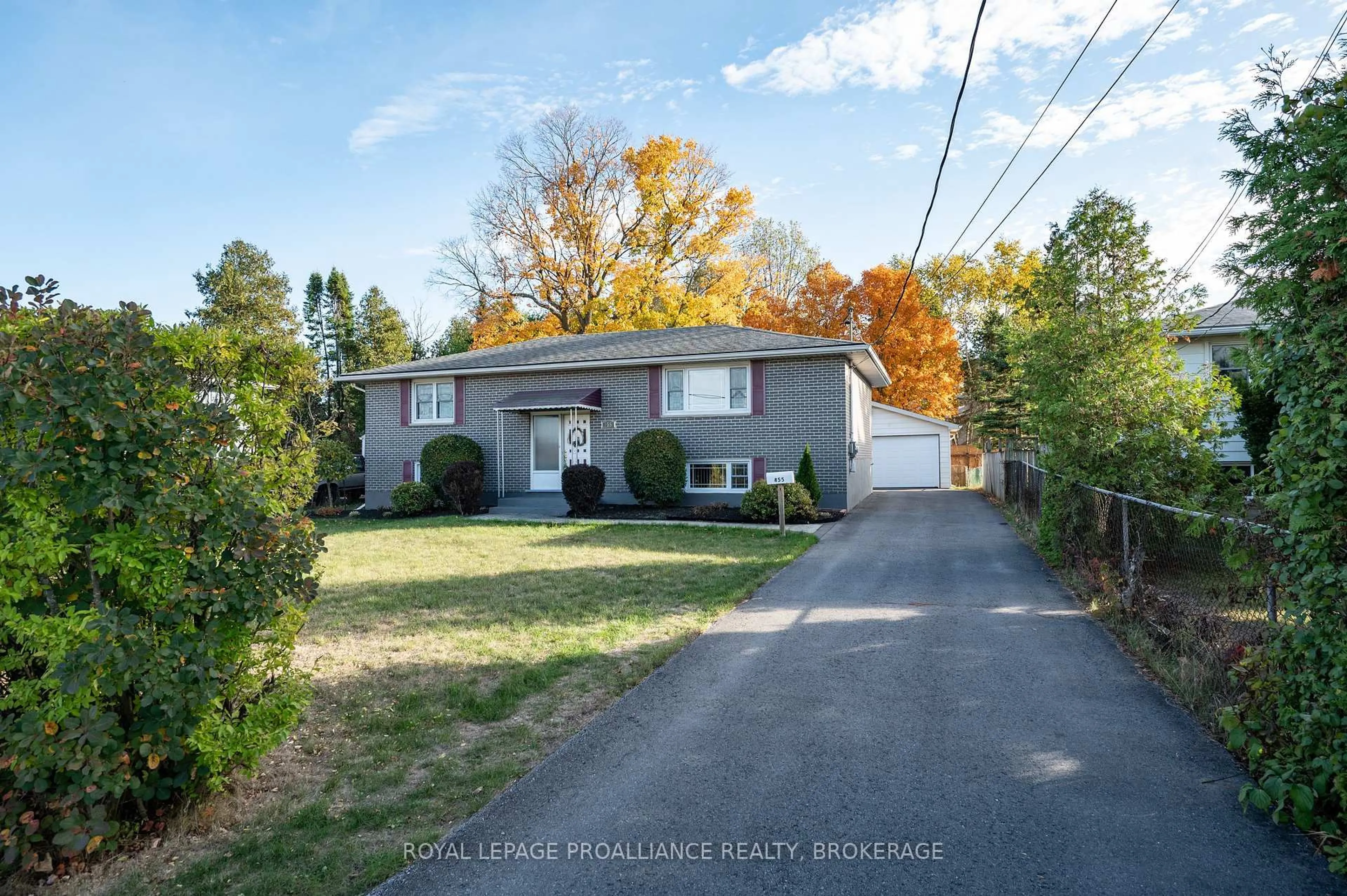 Home with vinyl exterior material, street for 855 Woodbine Rd, Kingston Ontario K7P 2X3