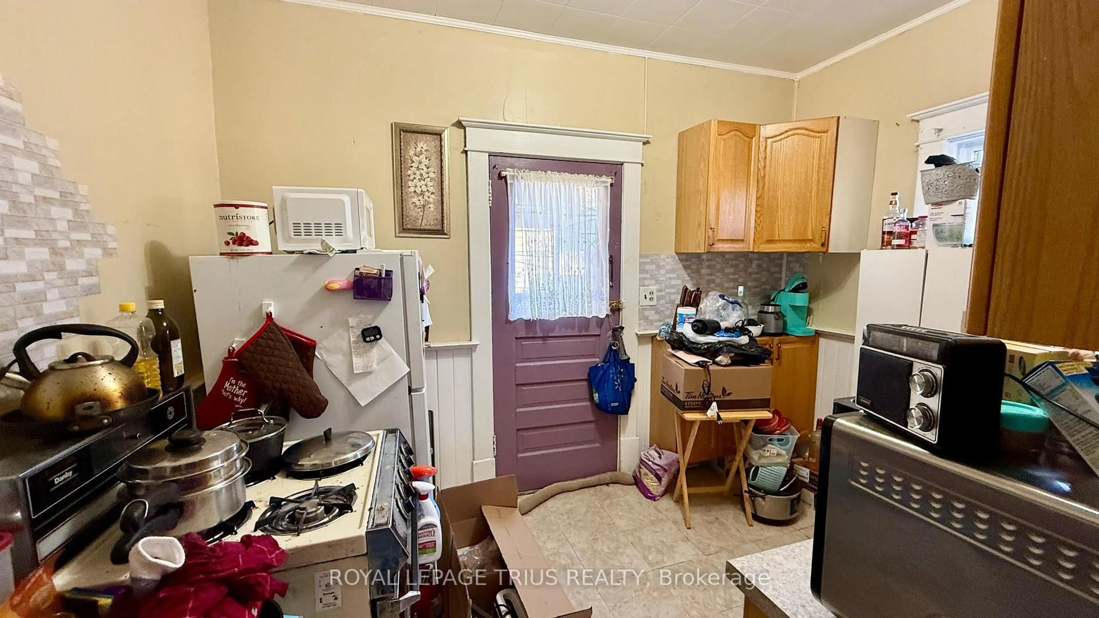 A pic of a room for 217 QUEEN St, Norfolk Ontario N3Y 3Y8