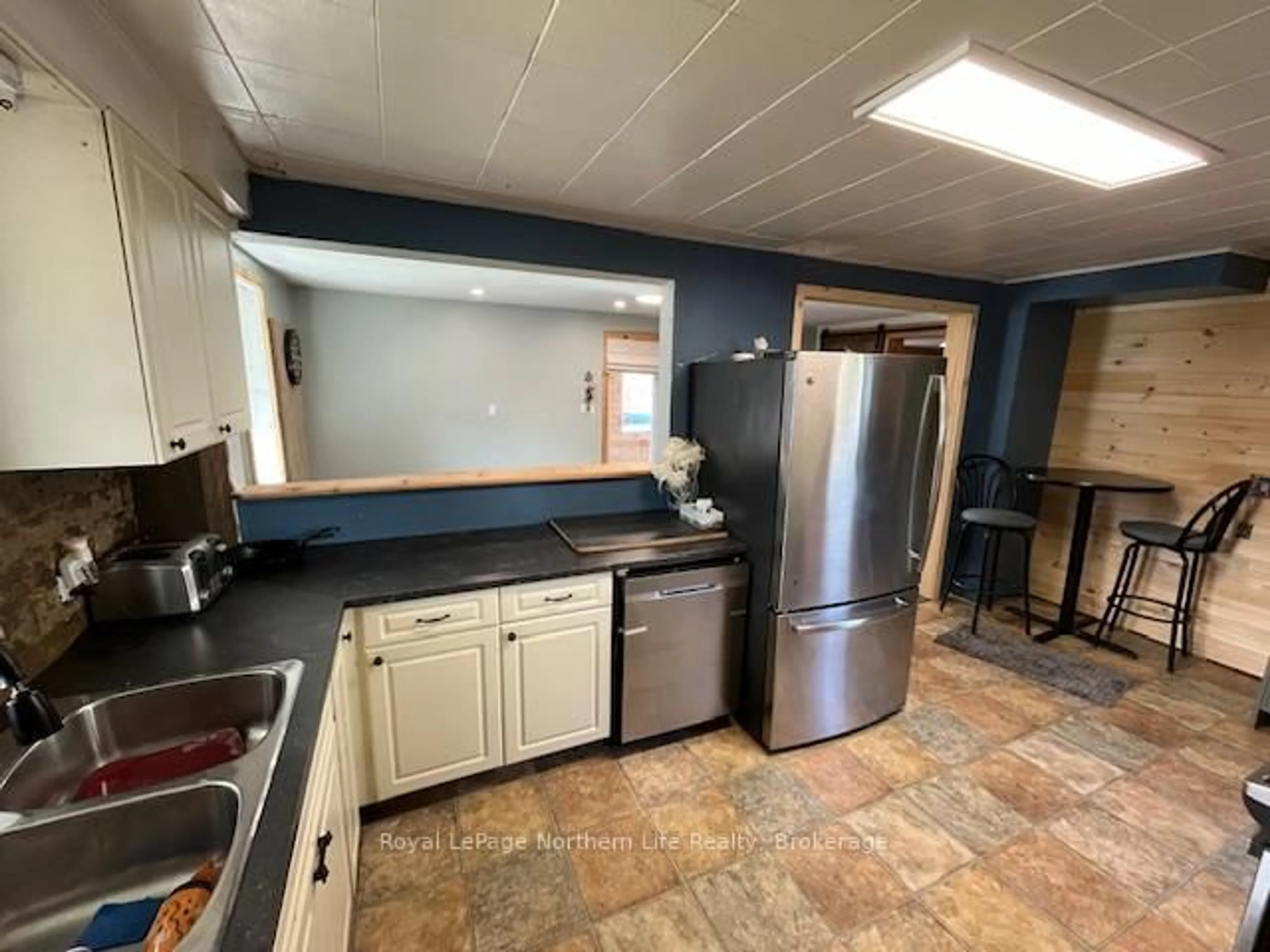 Standard kitchen, ceramic/tile floor for 6741 Highway 11, Temagami Ontario P0H 2H0