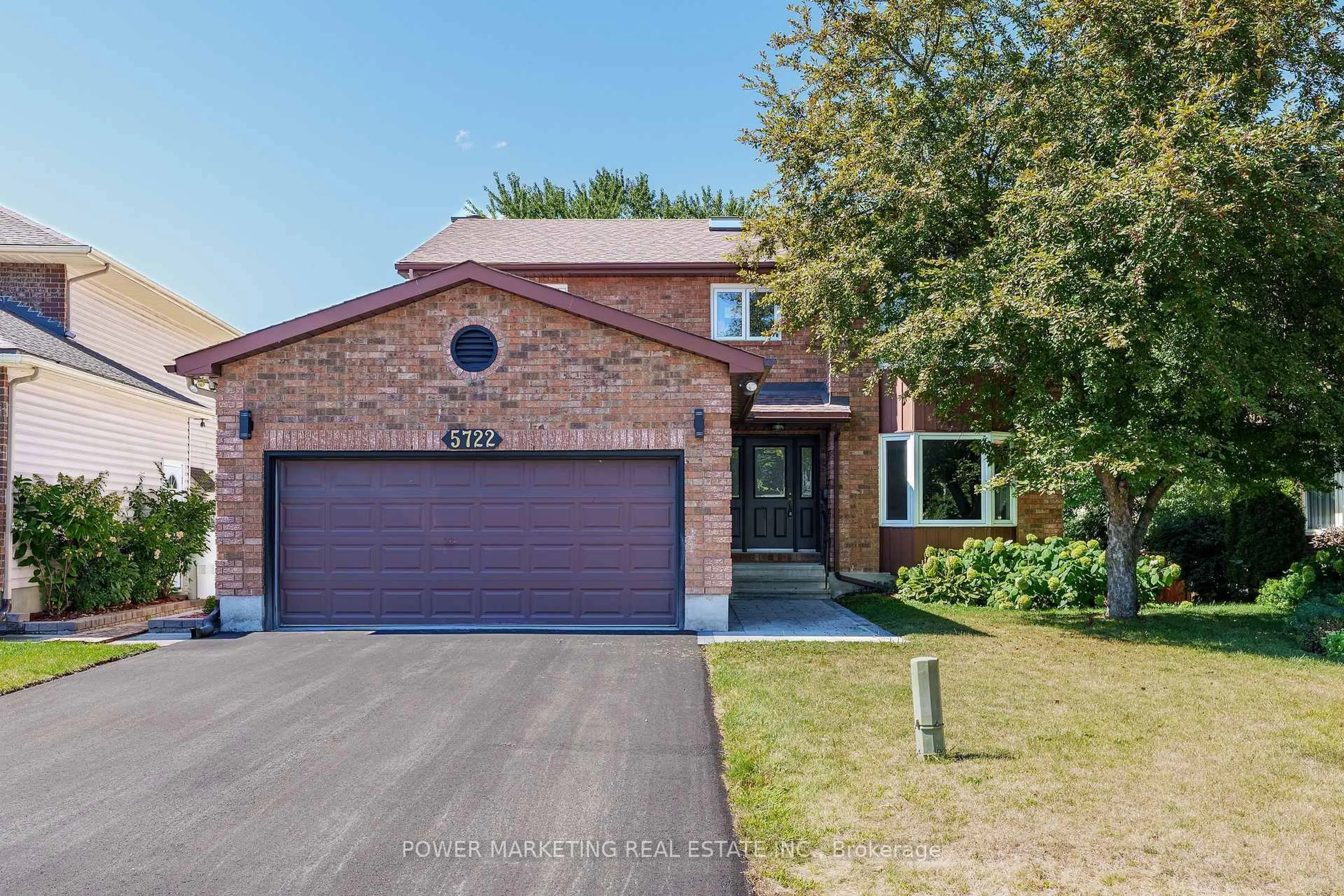 Home with brick exterior material, street for 5722 KEMPLANE Crt, Ottawa Ontario K1W 1B8