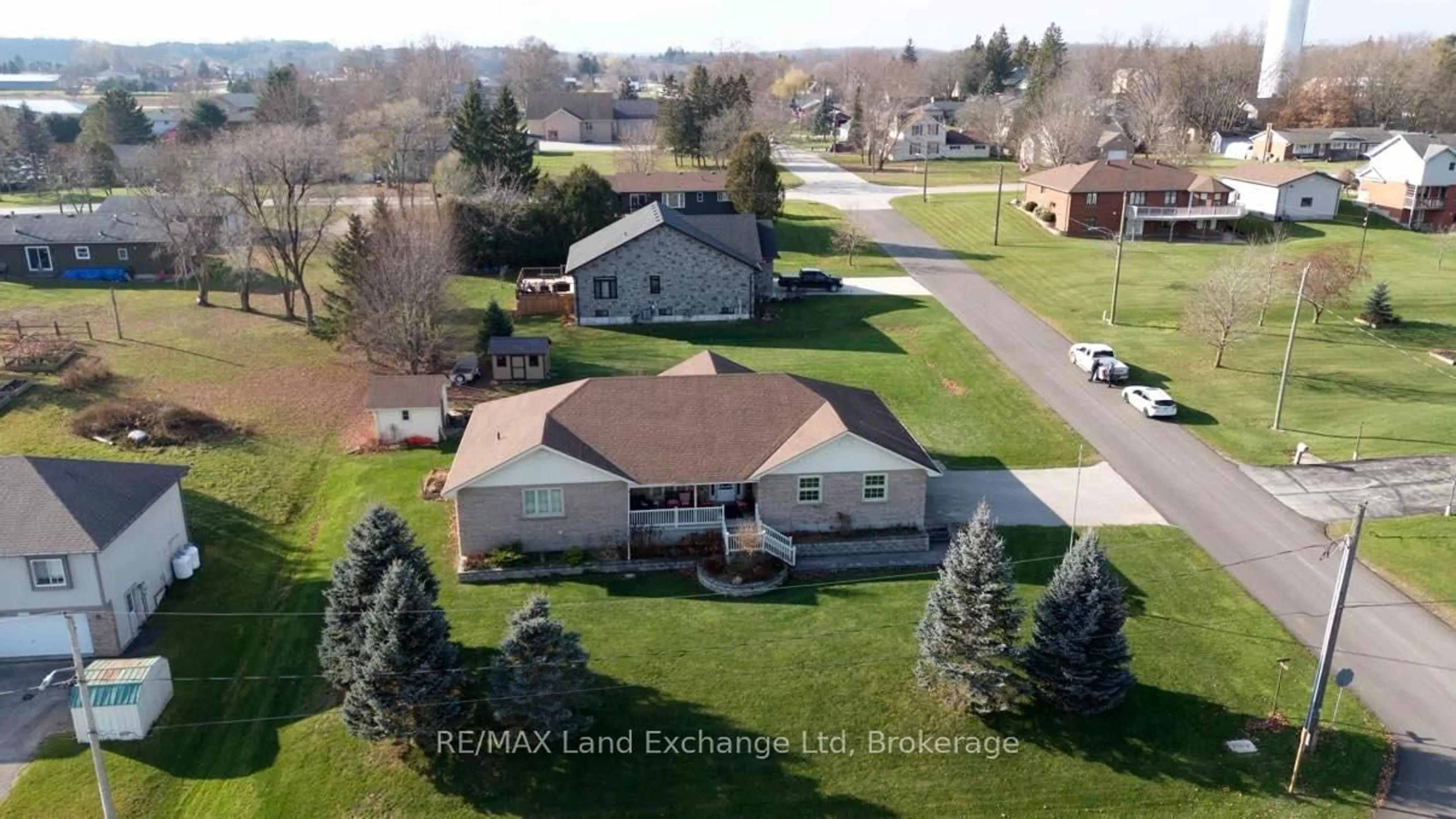 A pic from outside/outdoor area/front of a property/back of a property/a pic from drone, street for 122 James St, Arran-Elderslie Ontario N0G 2N0