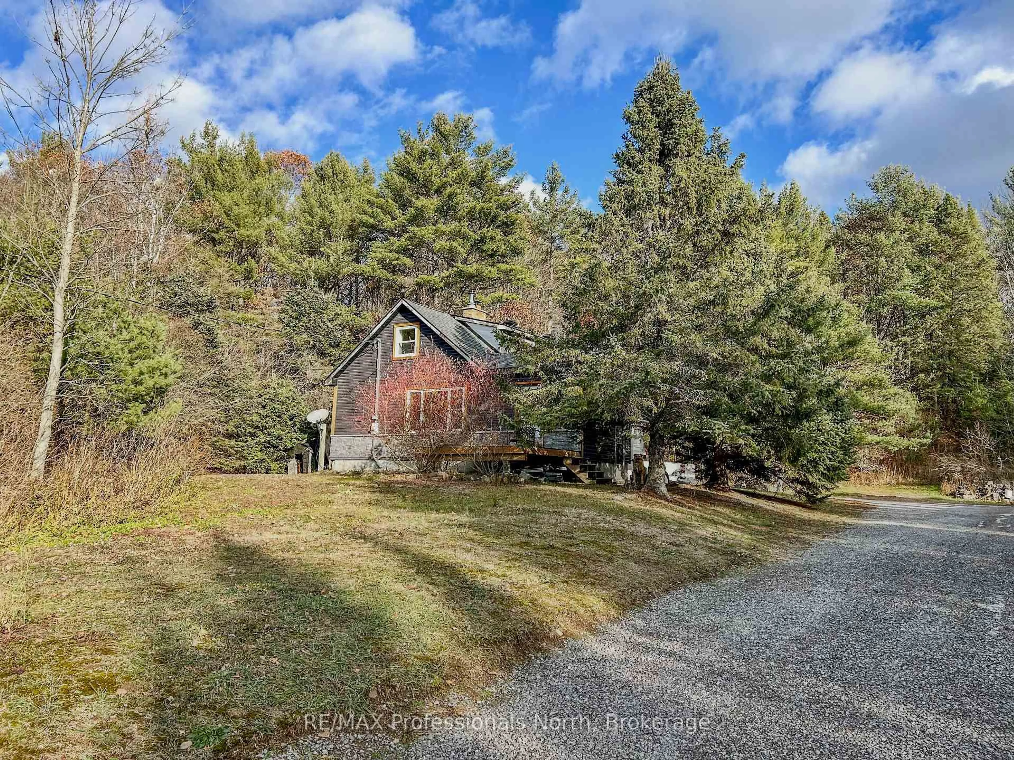 A pic from outside/outdoor area/front of a property/back of a property/a pic from drone, unknown for 89 Jack Lake Rd, North Kawartha Ontario K0L 1A0