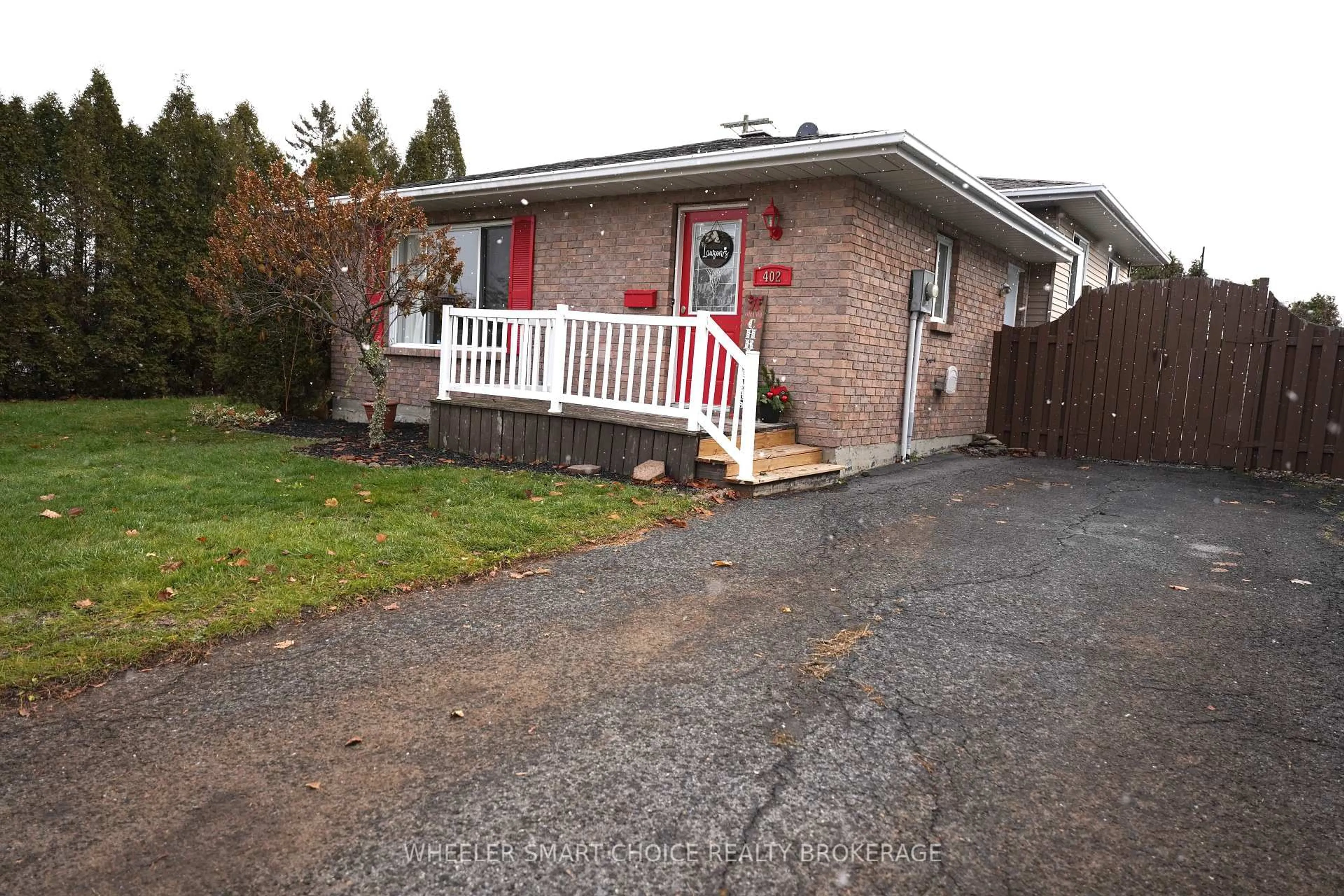 Unknown for 402 Cline Ave, Cornwall Ontario K6J 5M8