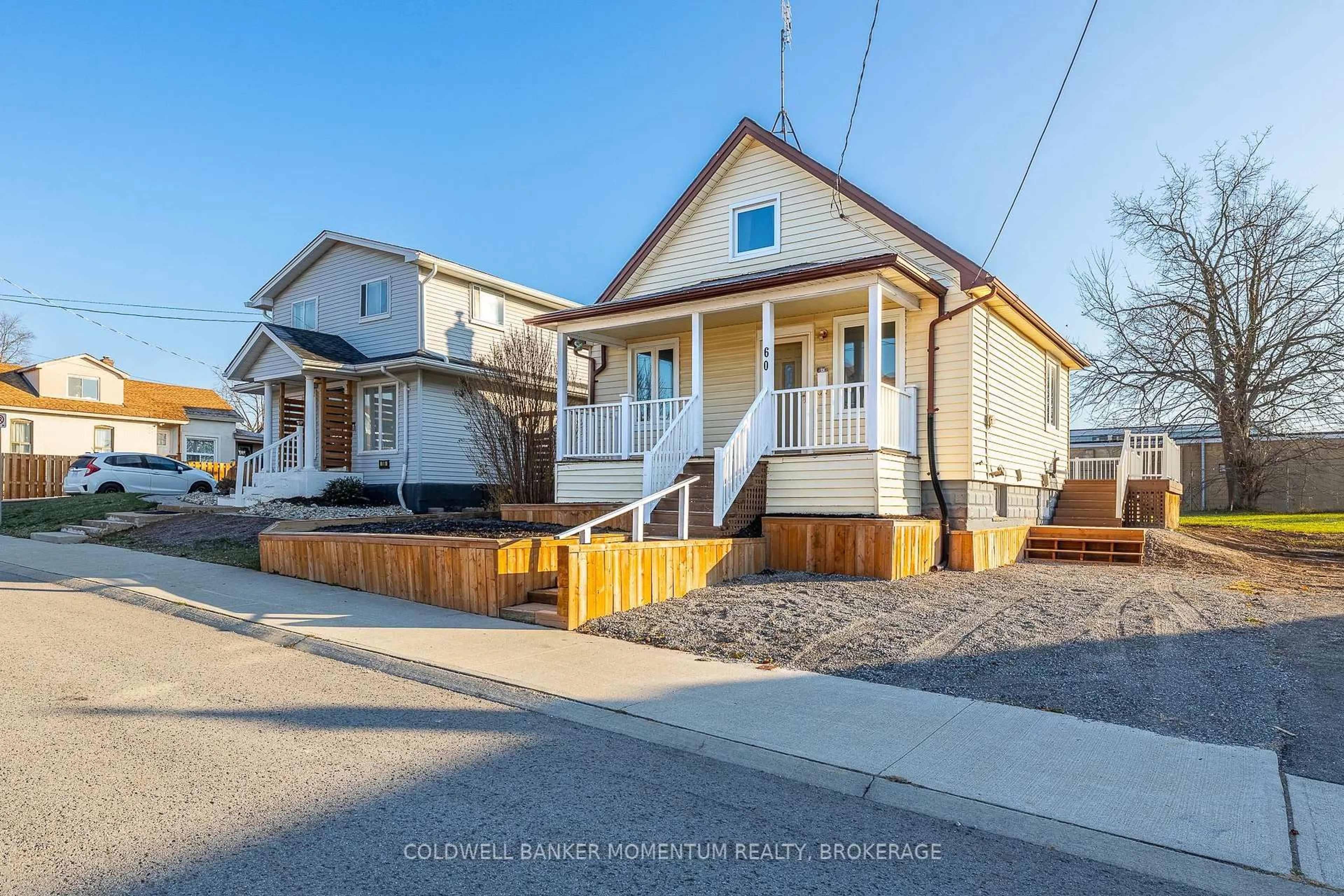 Unknown for 60 Patricia St, Thorold Ontario L2V 3W1