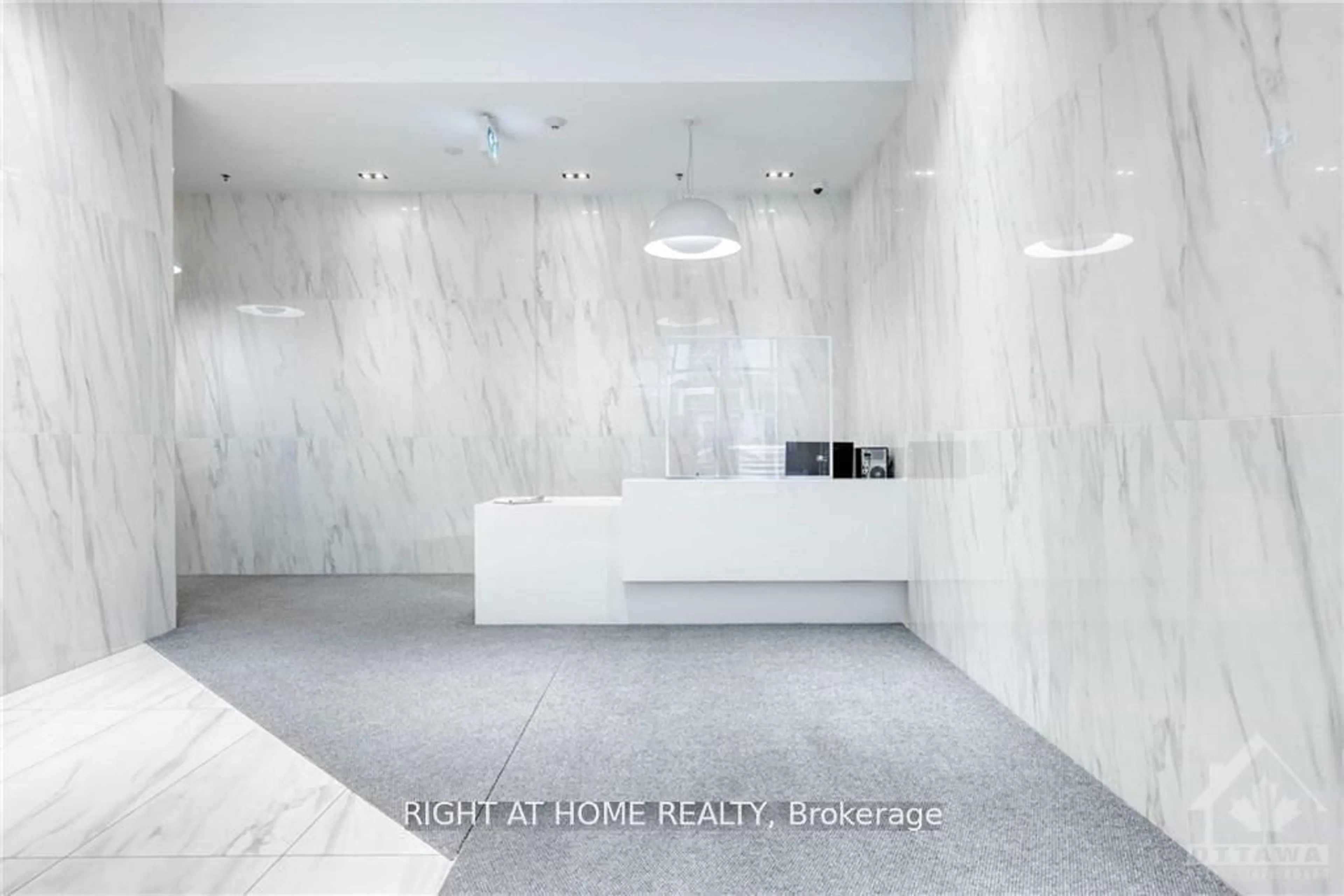 Unknown for 203 Catherine St St #708, Ottawa Ontario K2P 1J5