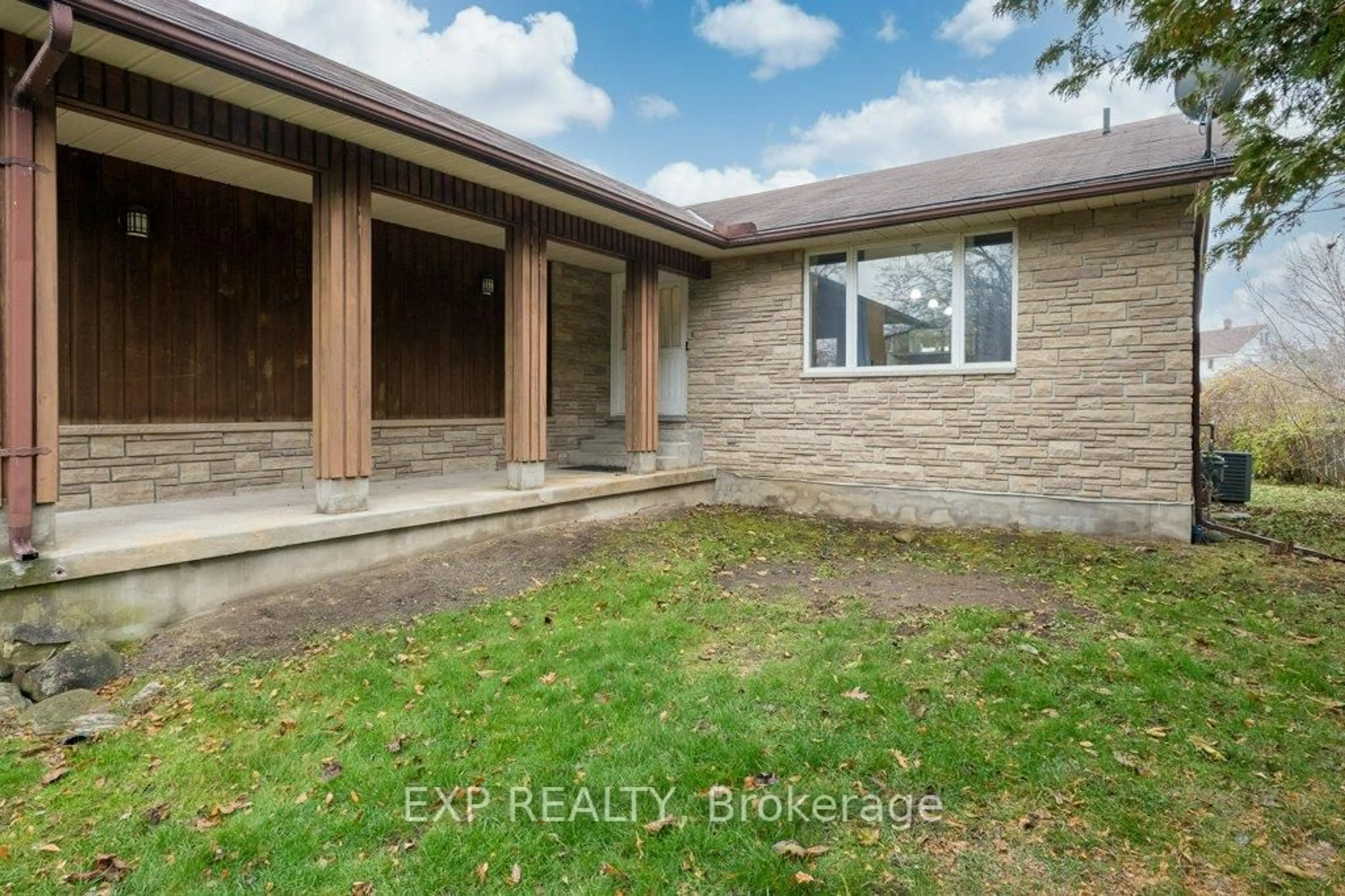 Unknown for 23 Panelas Cres, Quinte West Ontario K8V 6A5