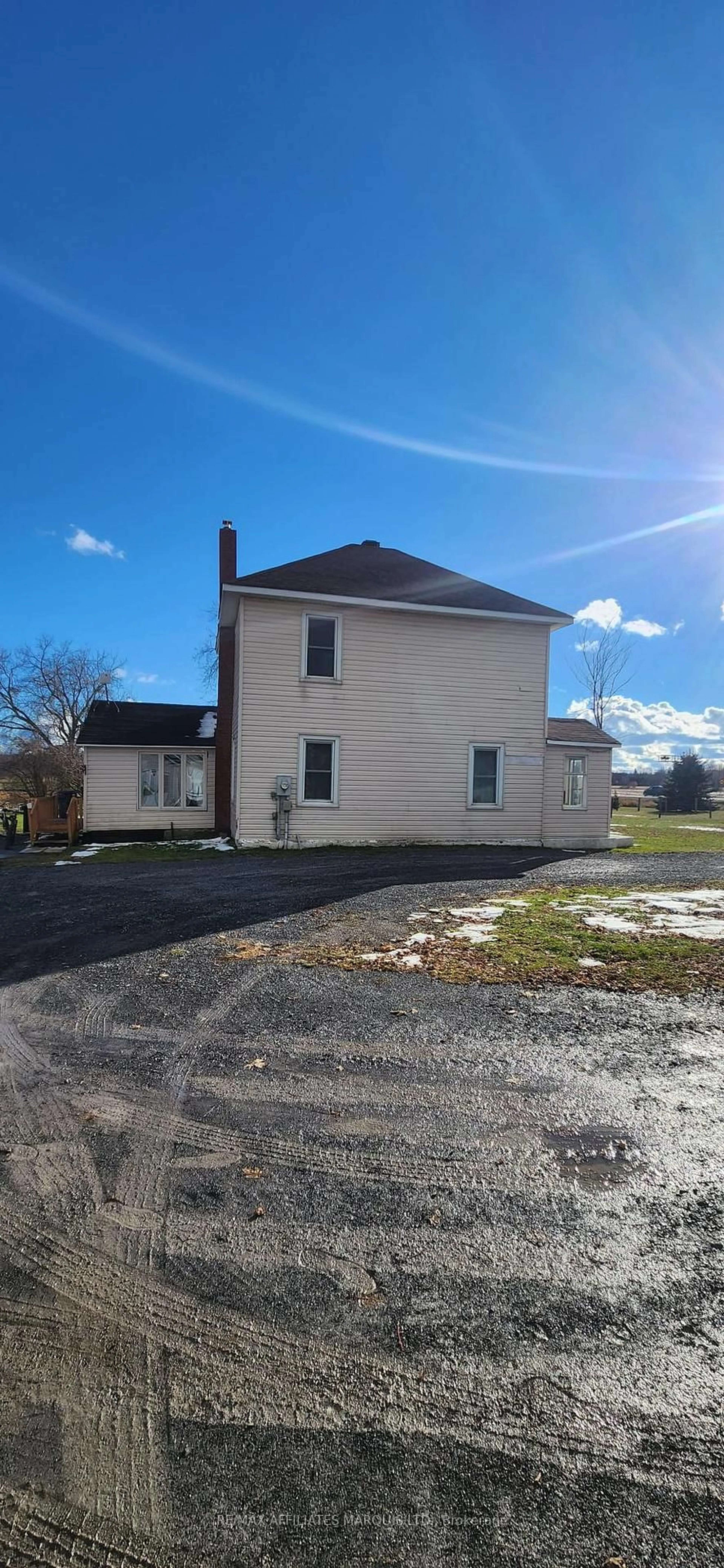 A pic from outside/outdoor area/front of a property/back of a property/a pic from drone, building for 2415 Hwy 138 Highway, North Stormont Ontario K0C 1W0