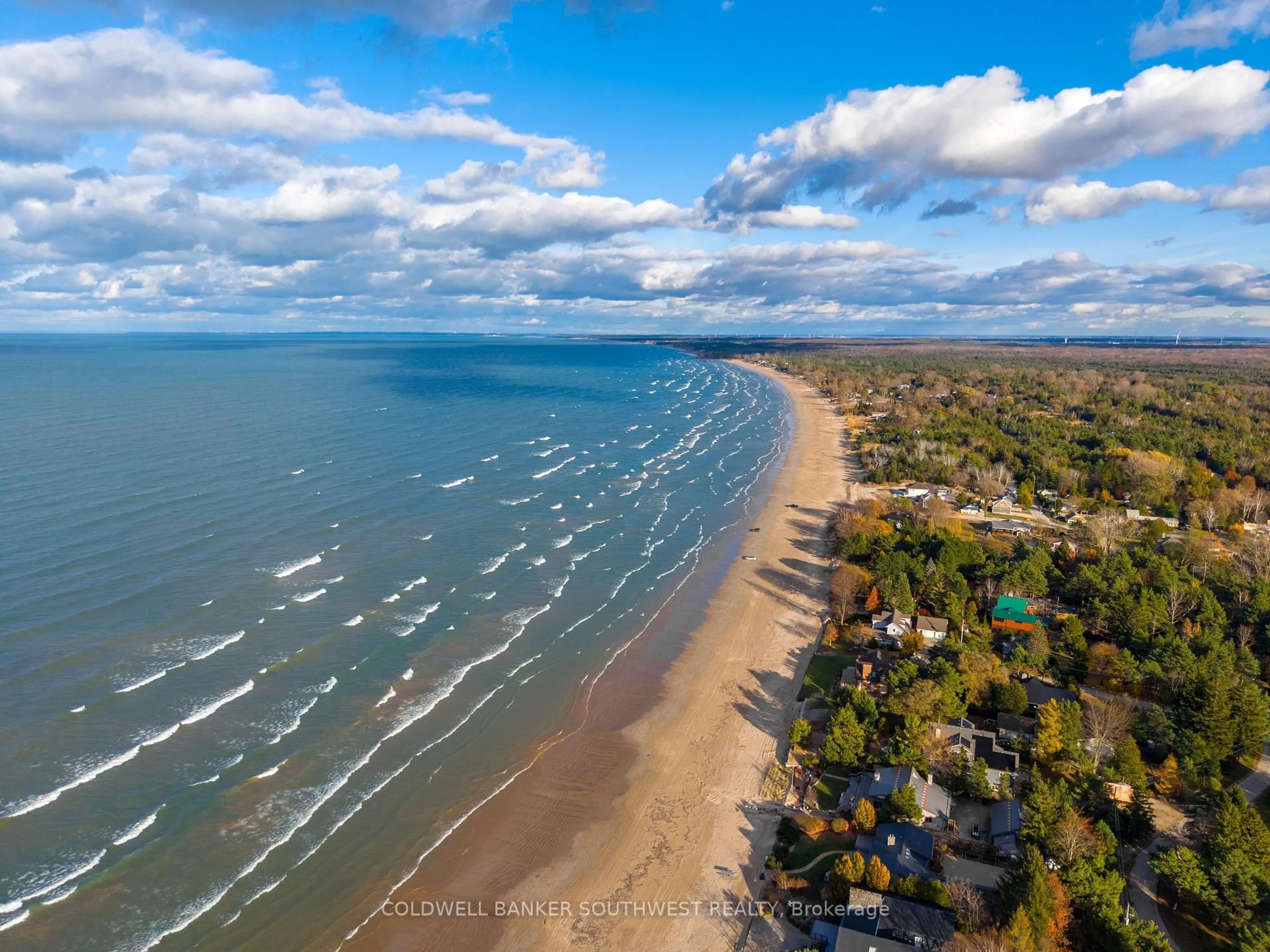 A pic from outside/outdoor area/front of a property/back of a property/a pic from drone, water/lake/river/ocean view for 6288 Spruce St, Lambton Shores Ontario N0N 1J2