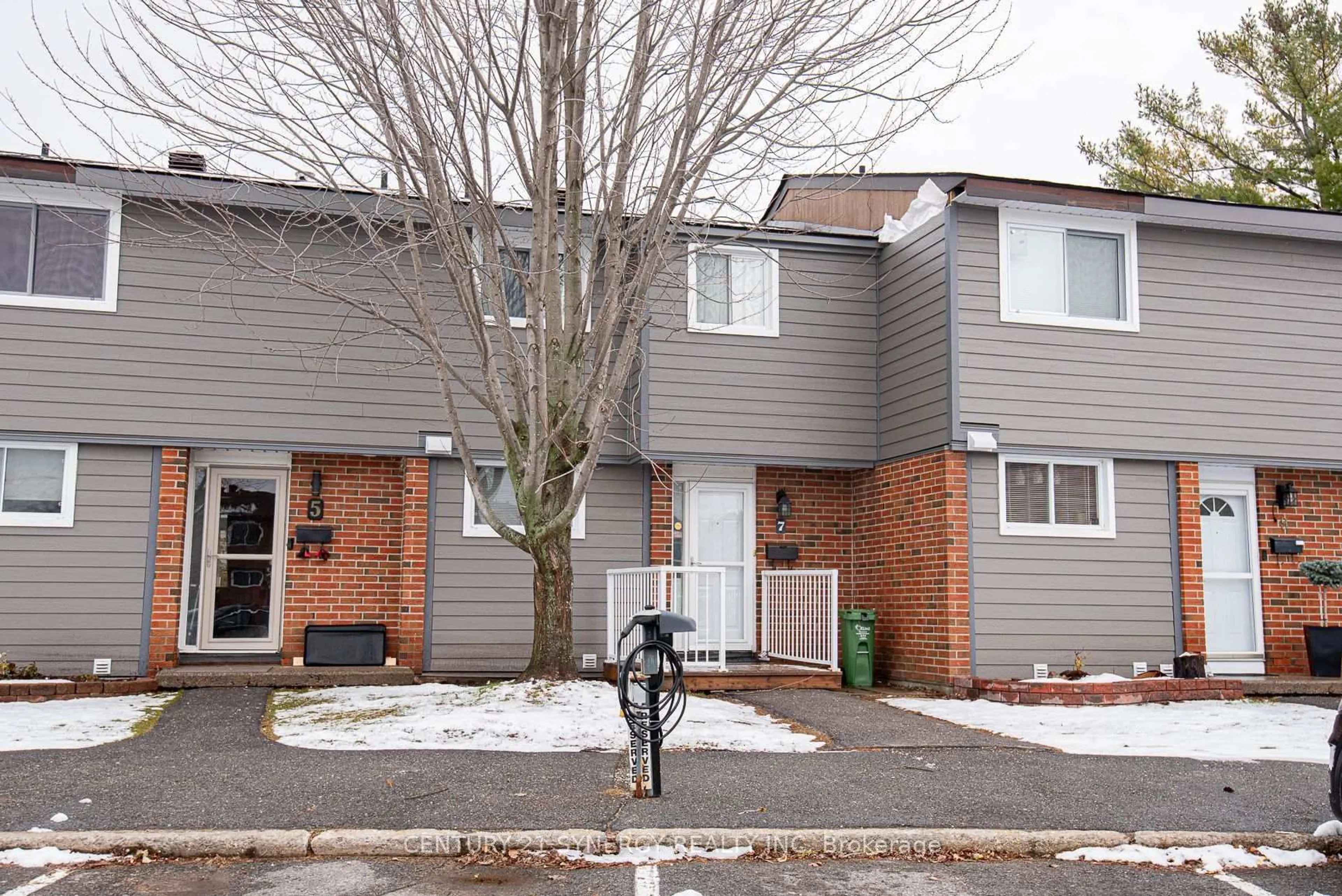 Unknown for 7 Glencoe St #46, Ottawa Ontario K2H 8S5