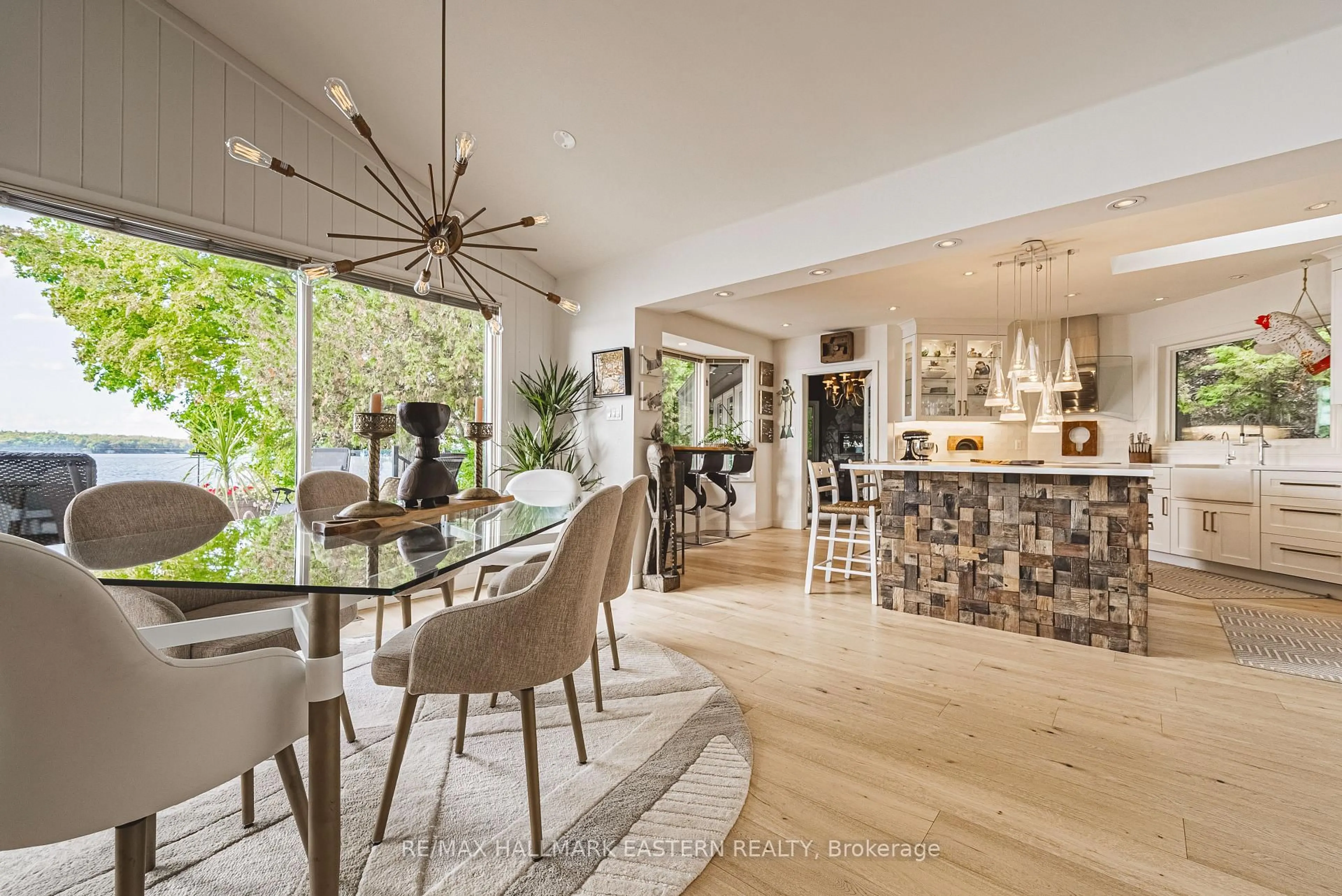 Unknown for 1052 Tedford Lane, Douro-Dummer Ontario K0L 2H0