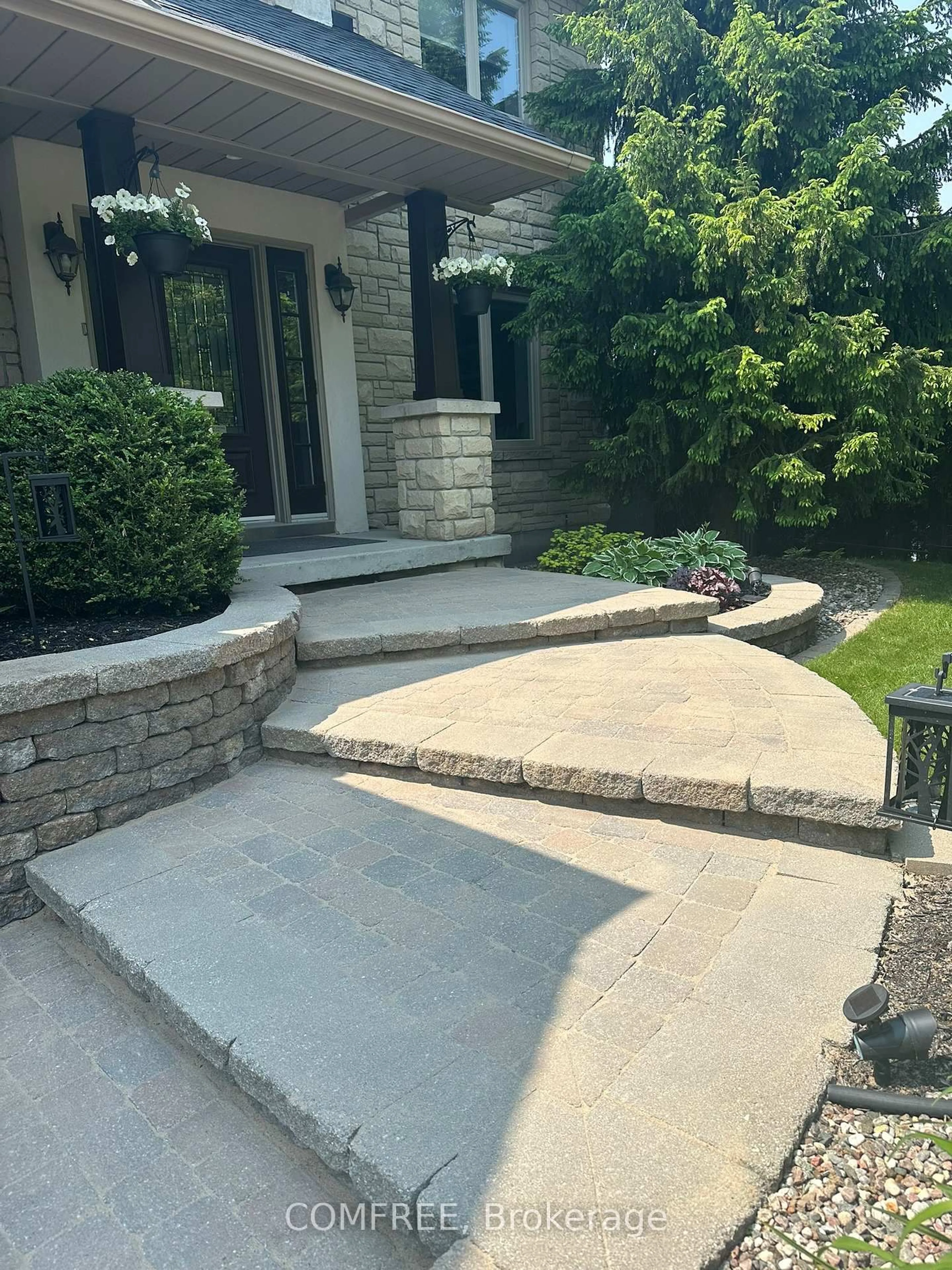 Patio, street for 70 Wilderness Way, Ottawa Ontario K2S 2E3