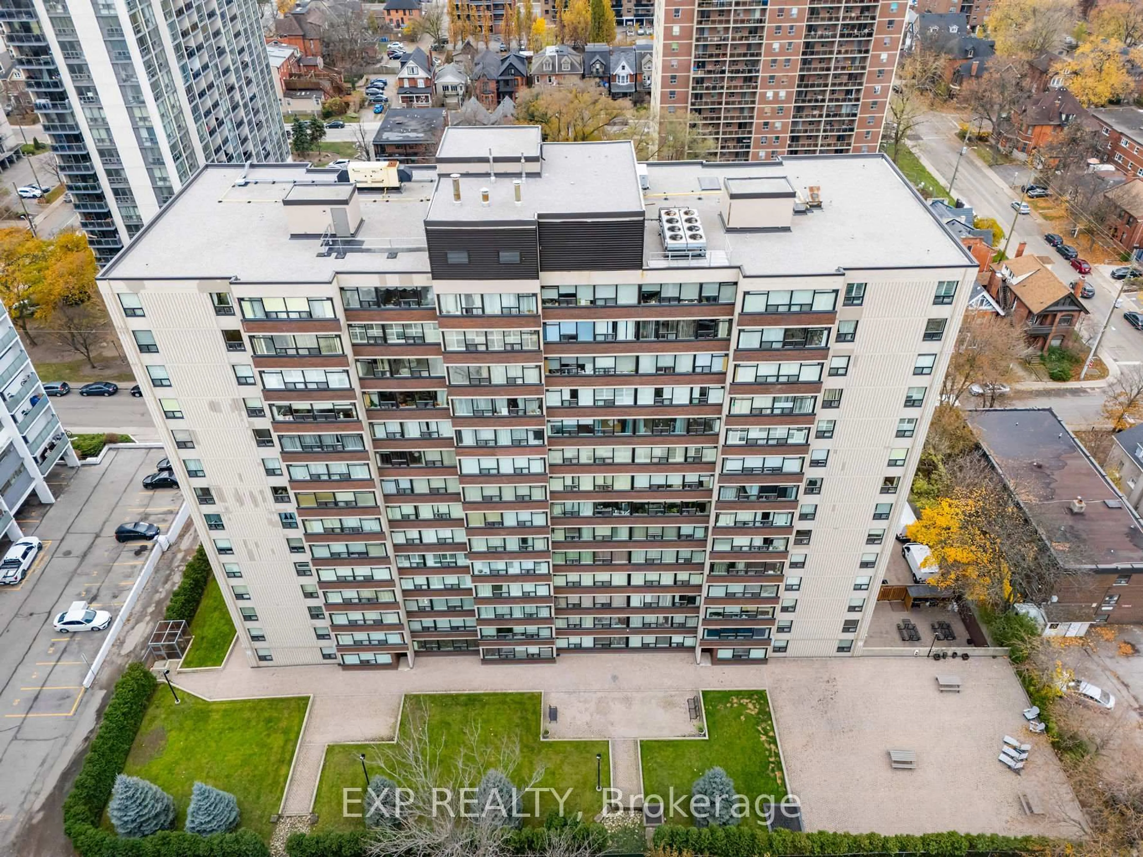 A pic from outside/outdoor area/front of a property/back of a property/a pic from drone, city buildings view from balcony for 120 DUKE St #1506, Hamilton Ontario L8P 4T1