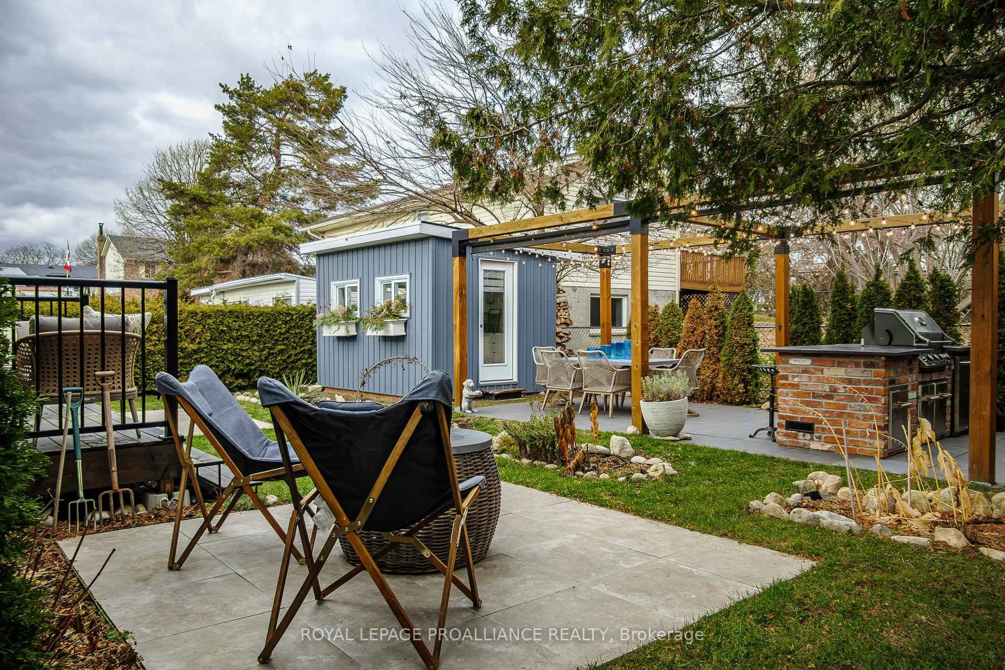 Patio, street for 37 Leopold St, Quinte West Ontario K8V 2K1