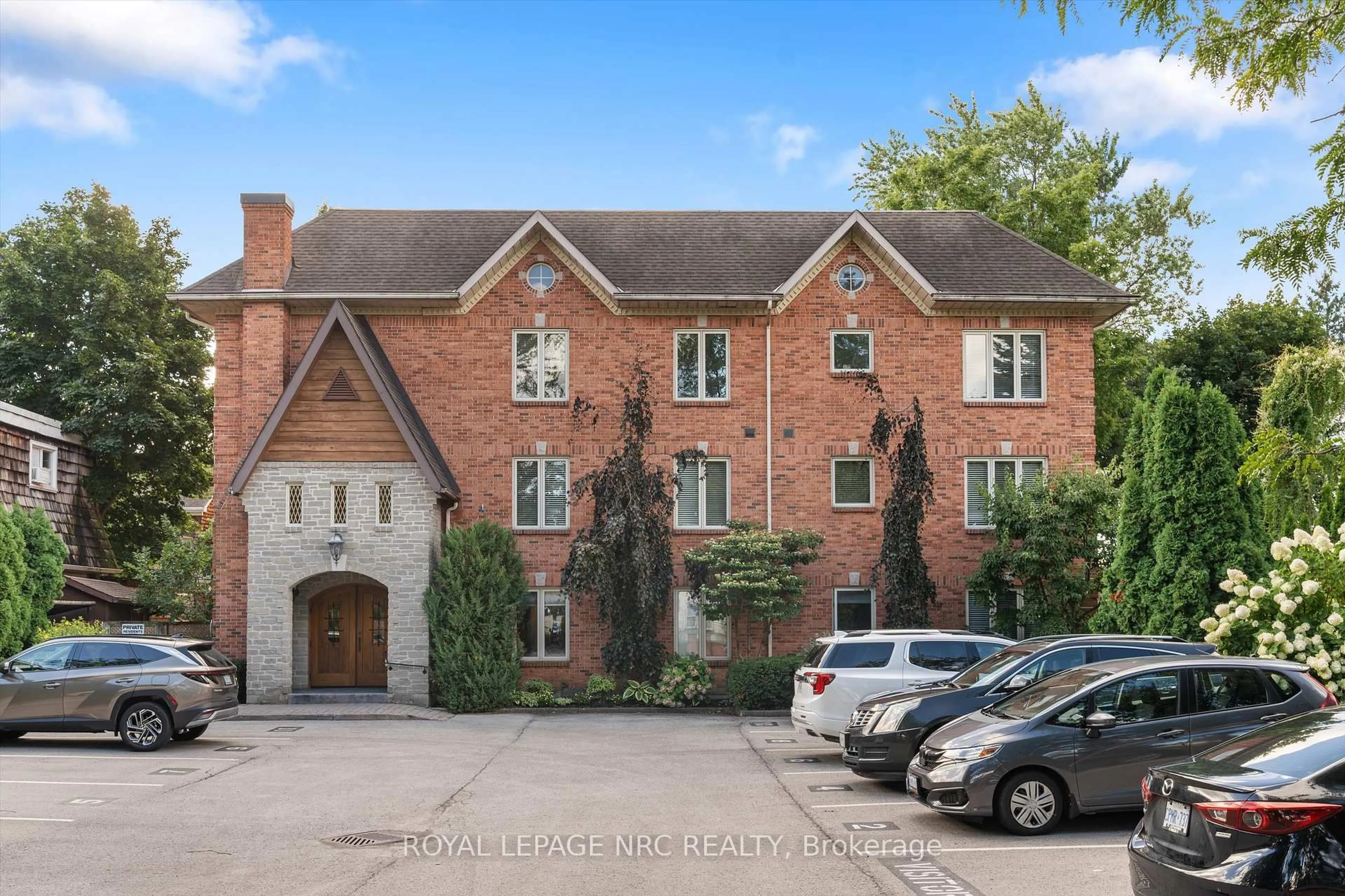 Home with brick exterior material, street for 55 Main St #101, St. Catharines Ontario L2N 4T8