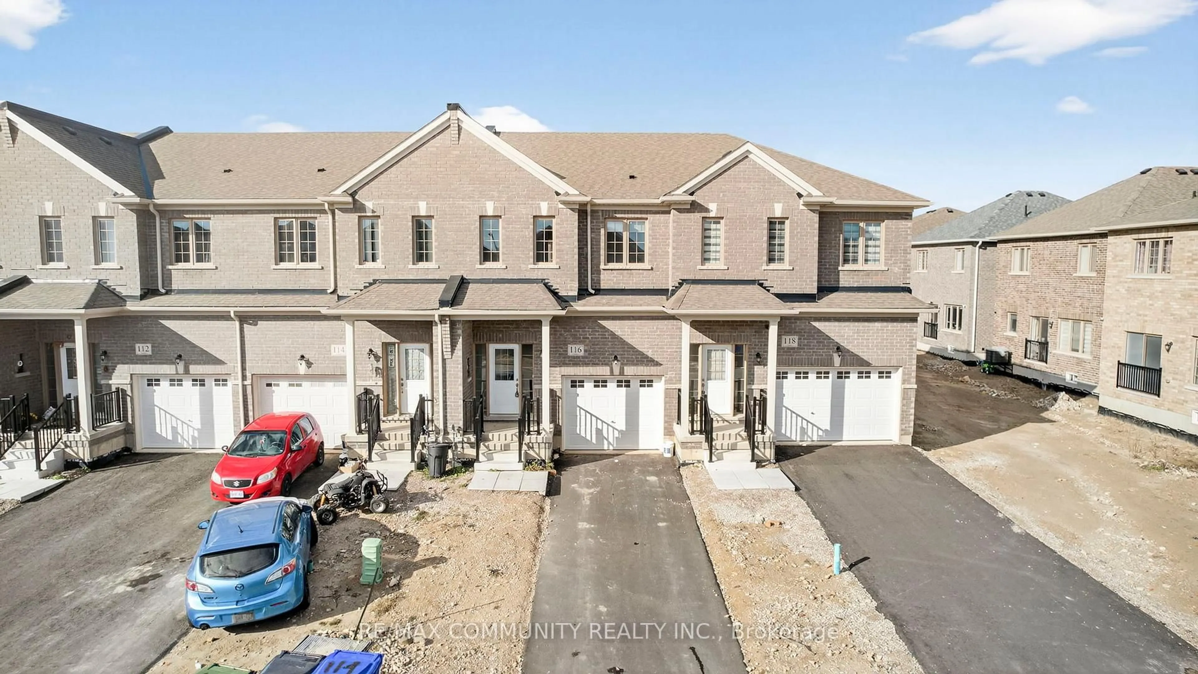 A pic from outside/outdoor area/front of a property/back of a property/a pic from drone, street for 116 Morgan Ave, Southgate Ontario N0C 1B0