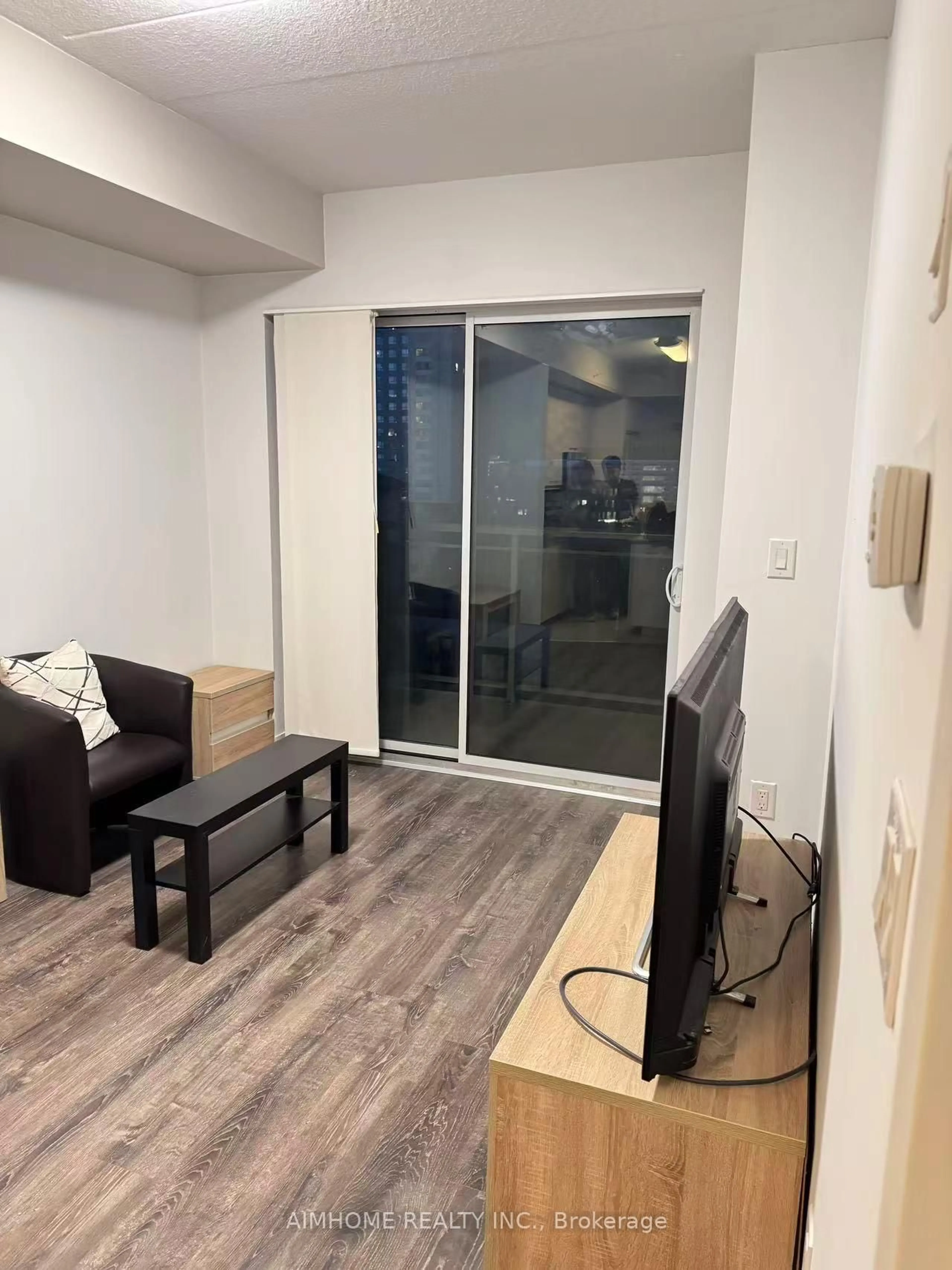 A pic of a room for 280 Lester St #614, Waterloo Ontario N2L 3W6