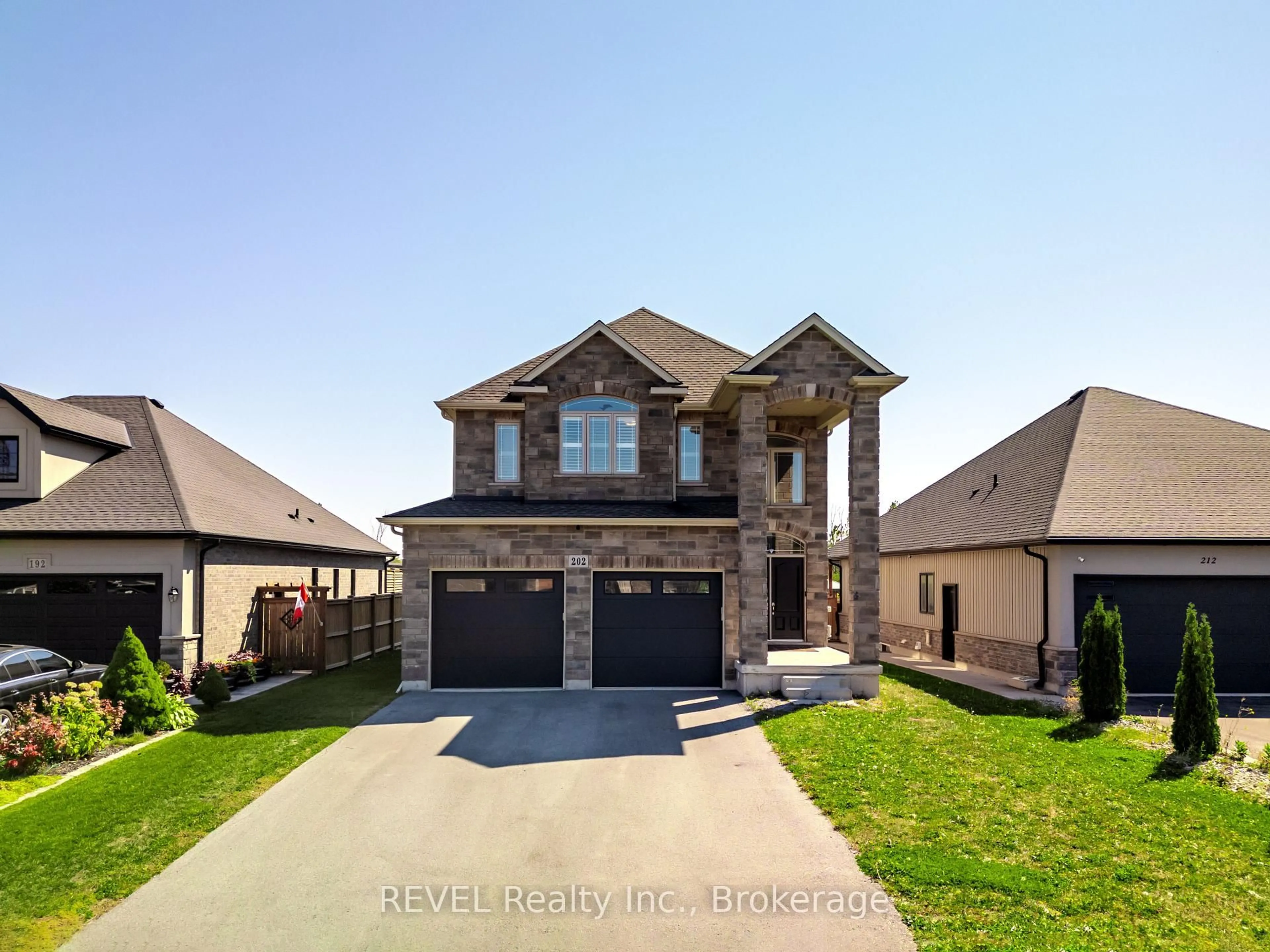 Home with brick exterior material, street for 202 VIGER Dr, Welland Ontario L3B 5E9