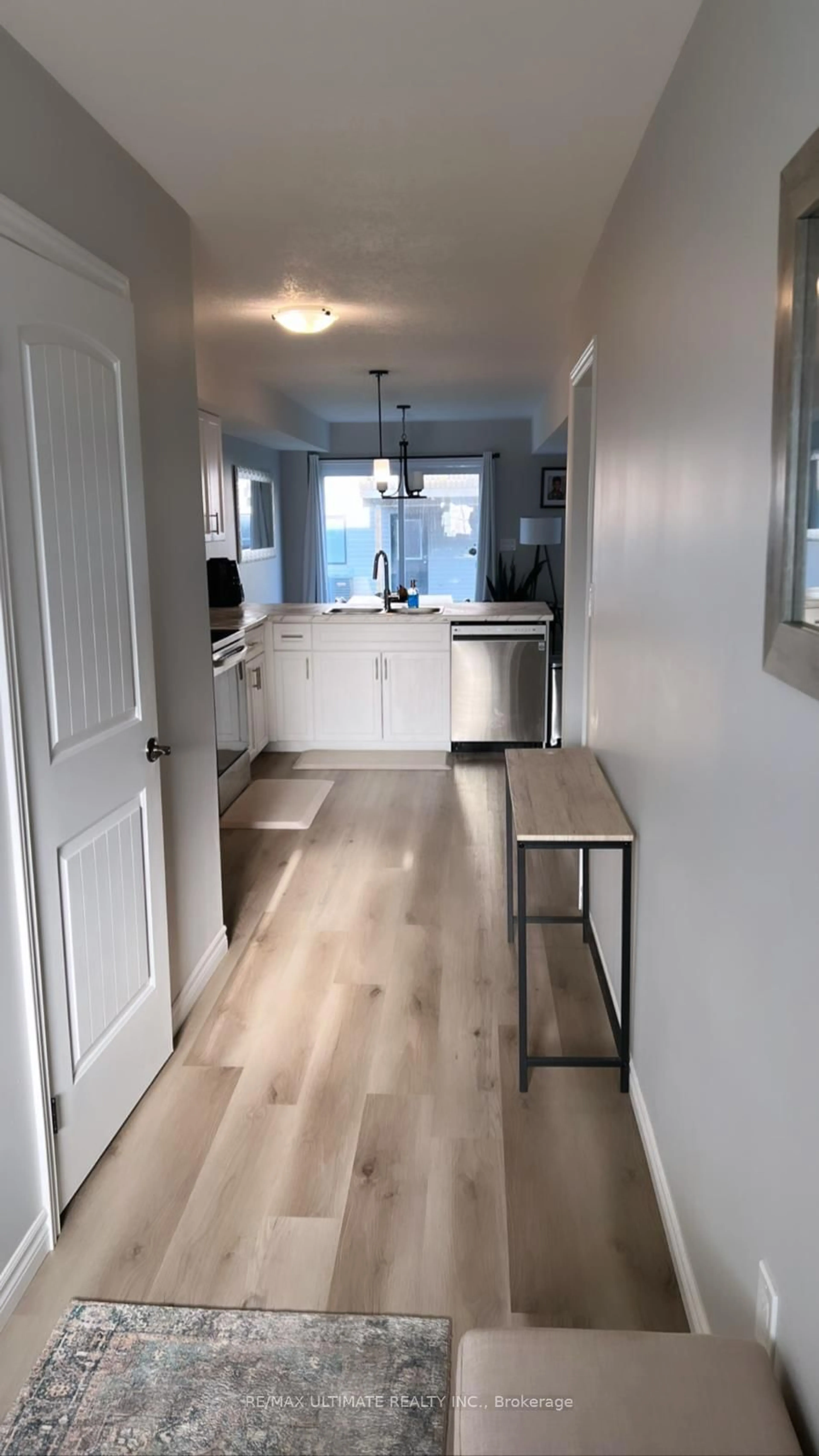 Open concept kitchen, unknown for 180 Head St, Norfolk Ontario N3Y 5E6