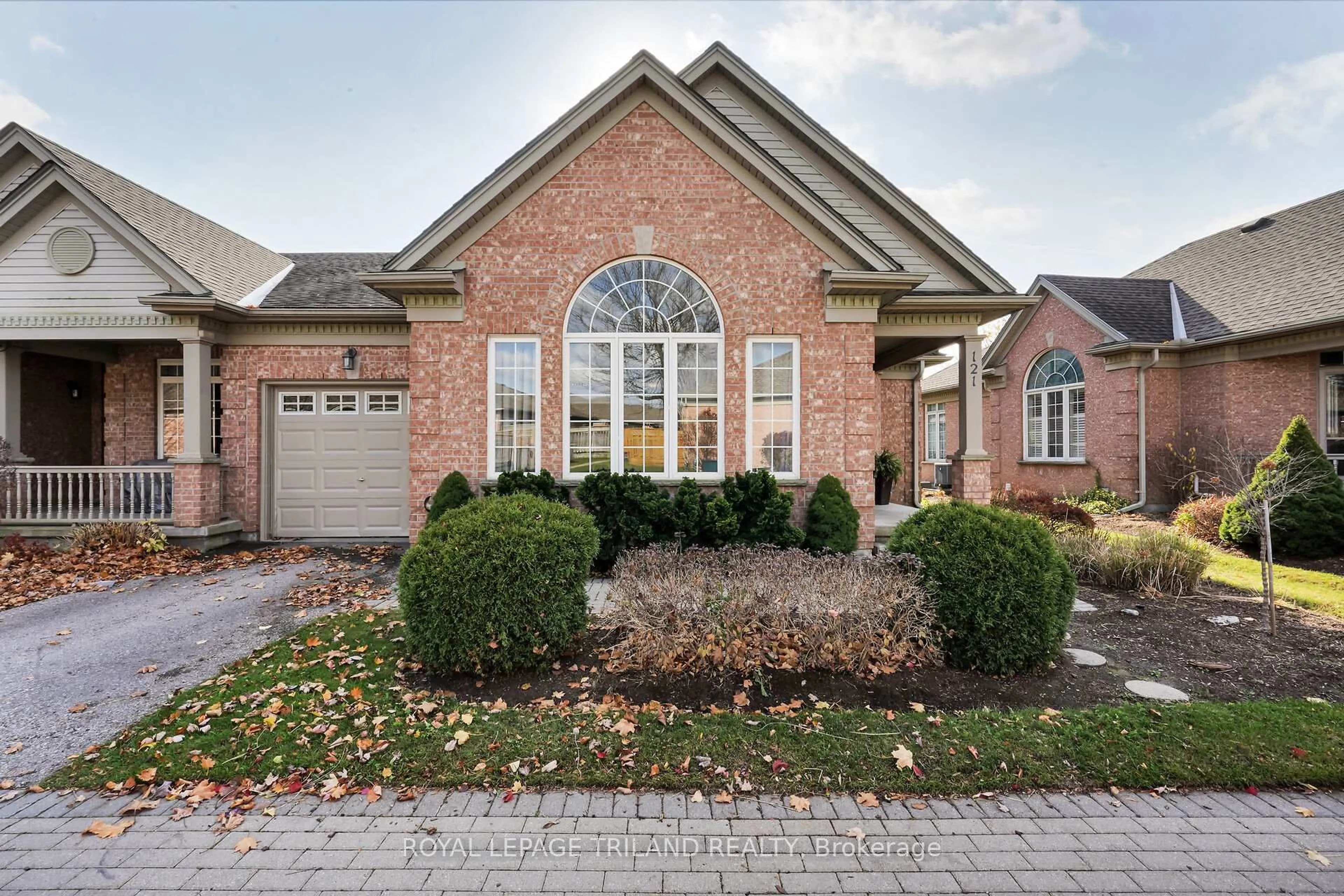 Home with brick exterior material, street for 2025 Meadowgate Blvd #121, London South Ontario N6M 1K9