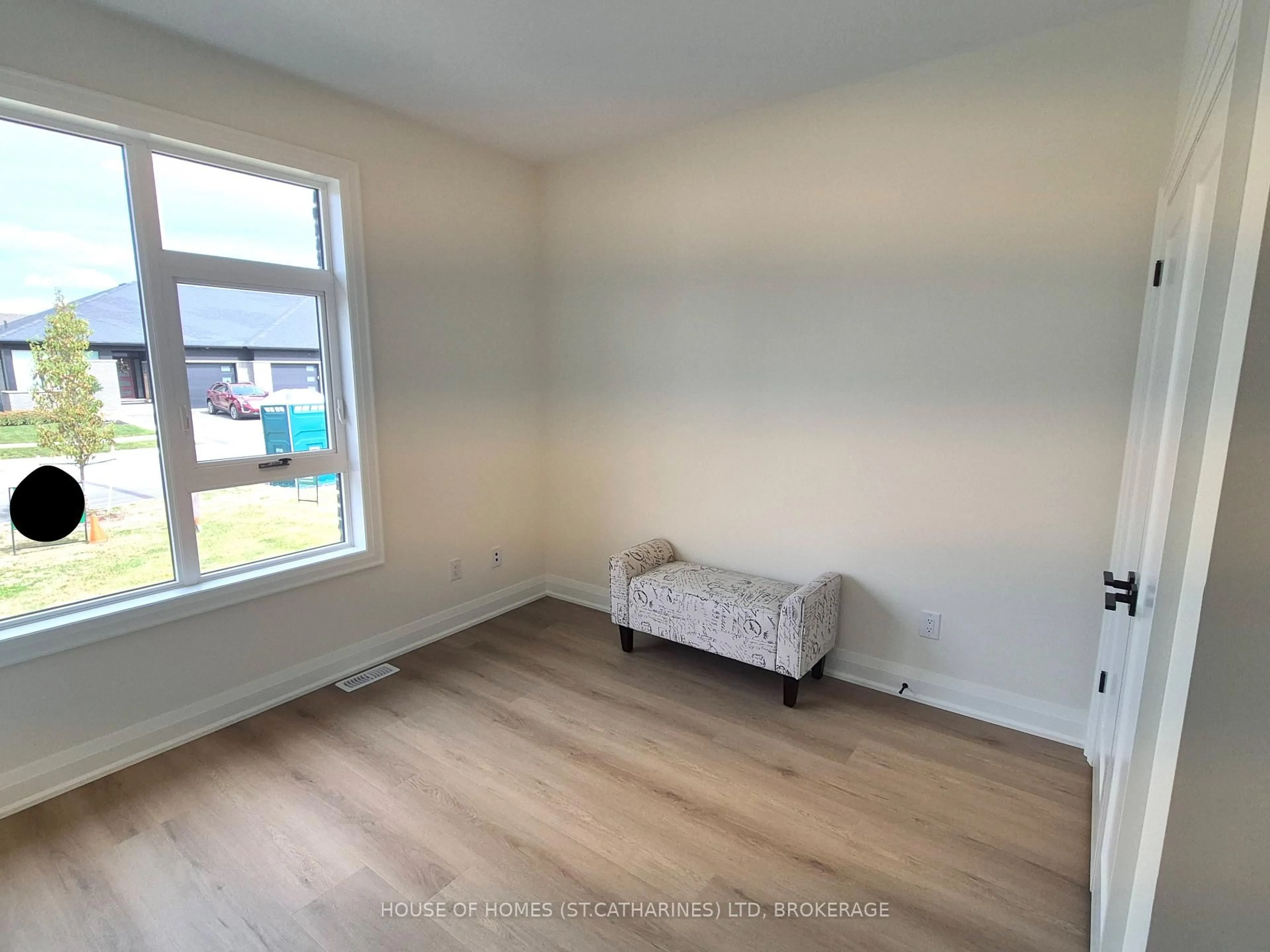 A pic of a room for 4104 VILLAGE CREEK Dr, Fort Erie Ontario L0S 1S0