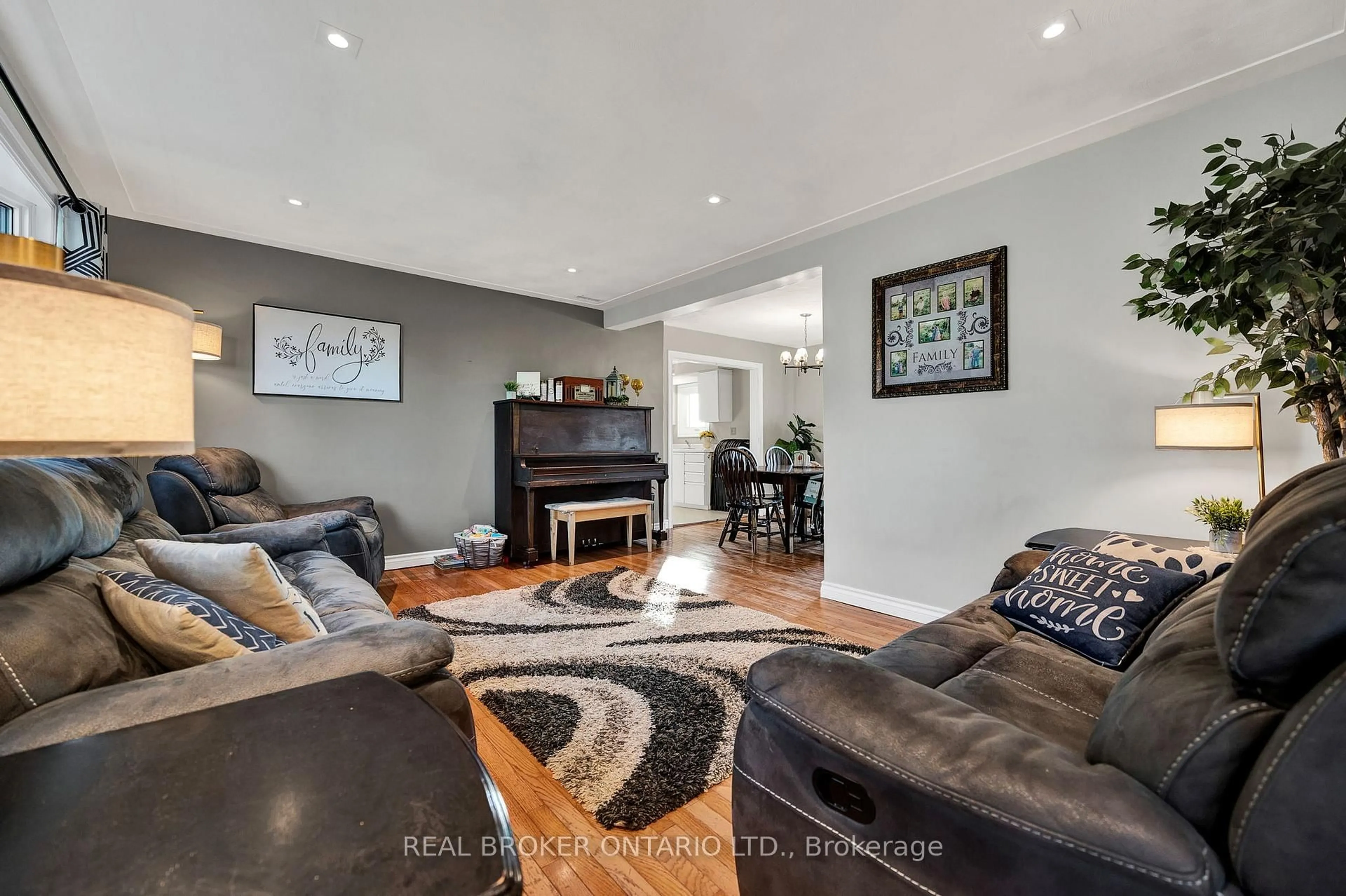 Living room with furniture, unknown for 3766 Lobsinger Line, Wellesley Ontario N0B 2M0