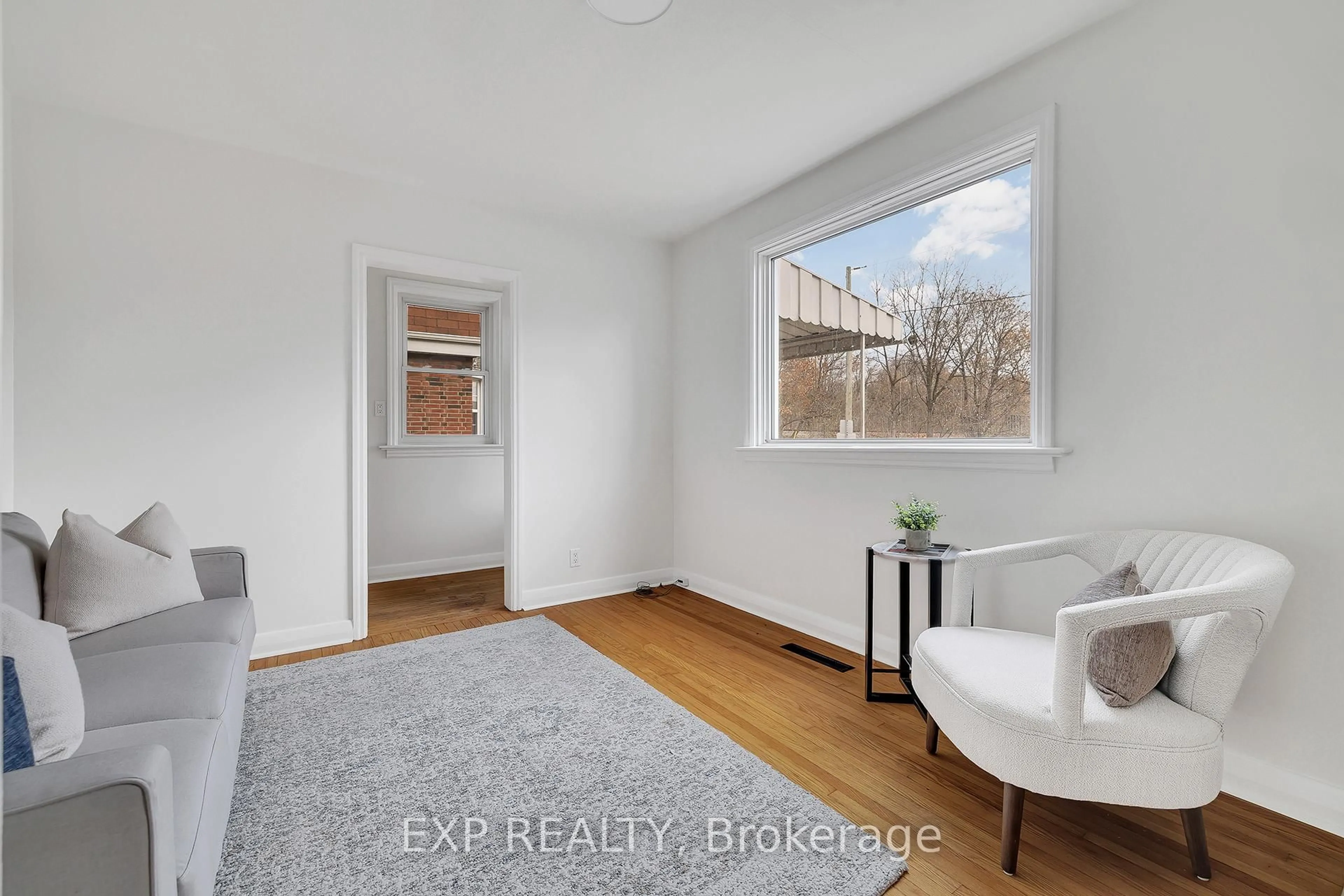 A pic of a room for 14 Martin Ave, Cambridge Ontario N1R 3A4