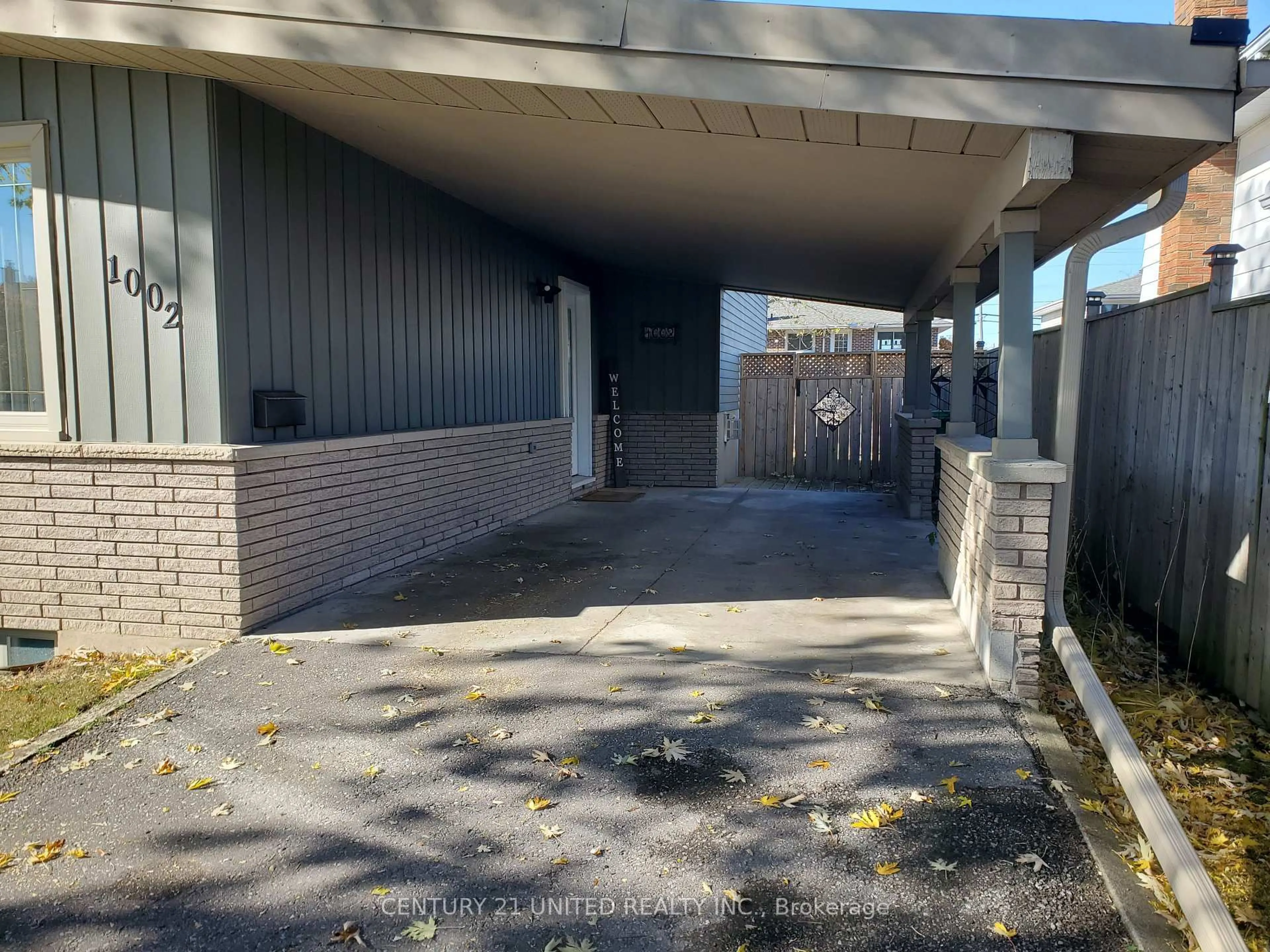 Unknown for 1002 Albany Crt, Peterborough Ontario K9J 1J2