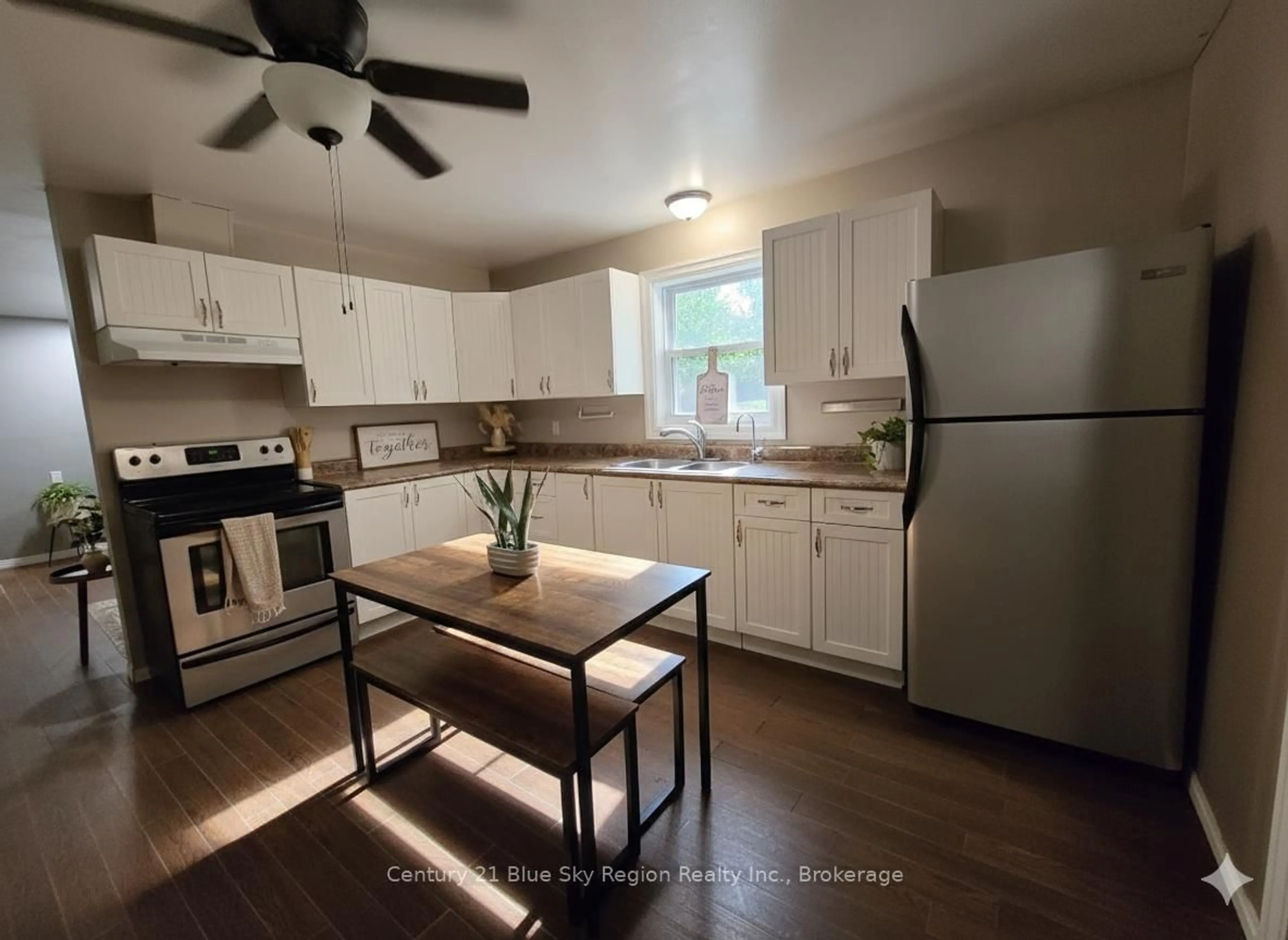 Standard kitchen, unknown for 781 Lalande Rd, West Nipissing Ontario P2B 2V3