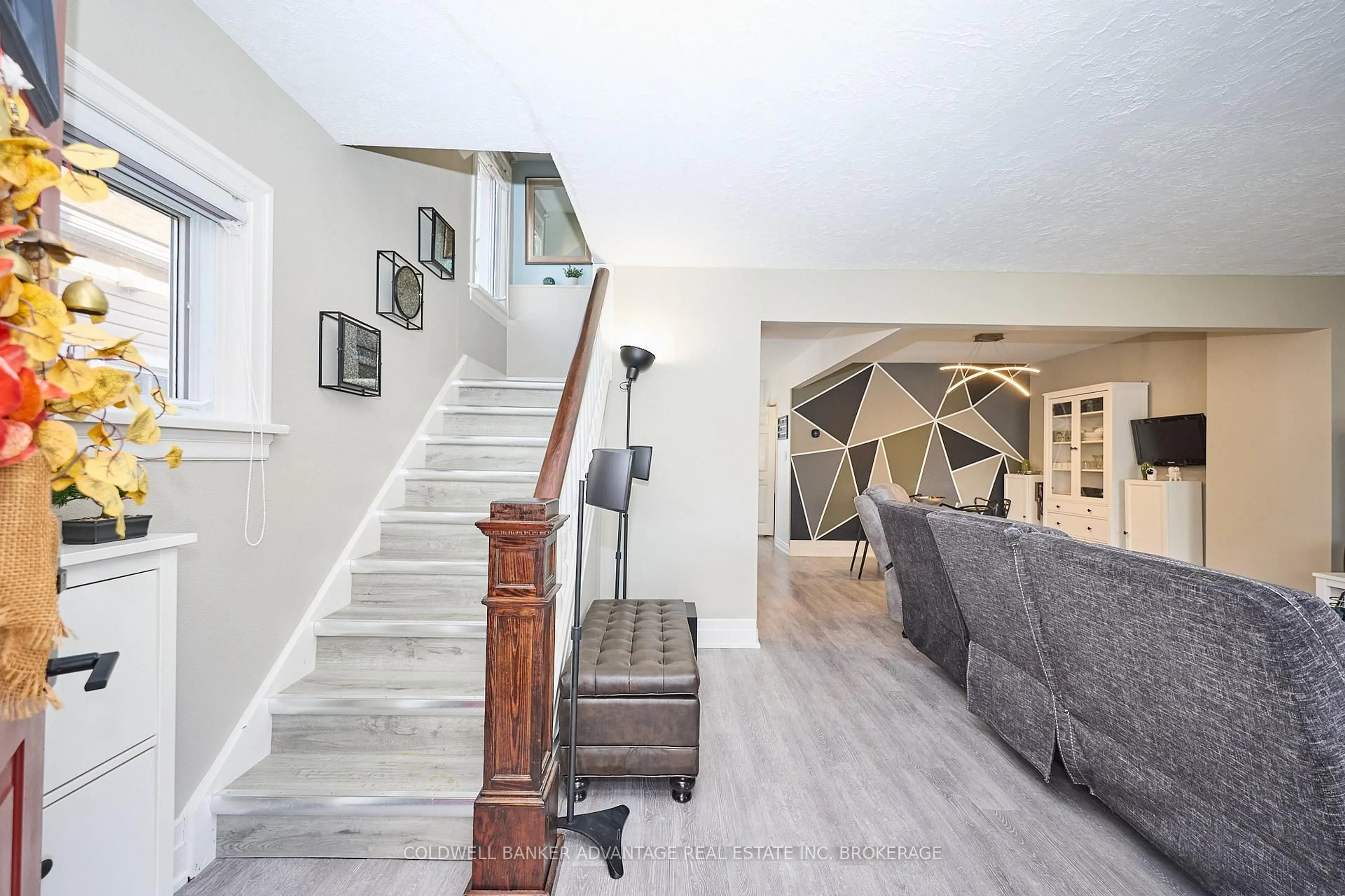 Unknown for 38 Wallace Ave, Welland Ontario L3B 1R5