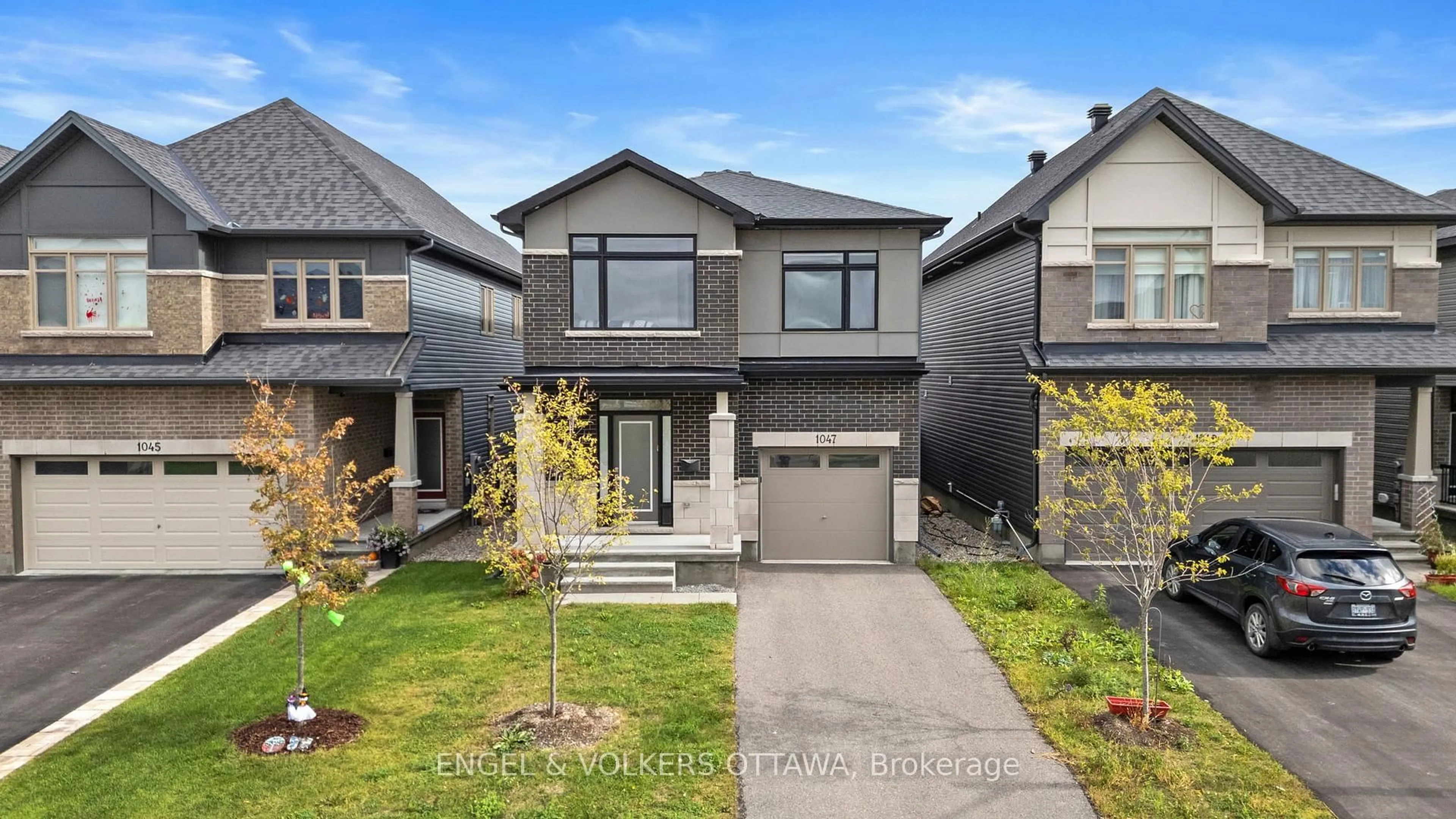 Home with brick exterior material, street for 1047 Hydrangea Ave, Ottawa Ontario K4M 0L5