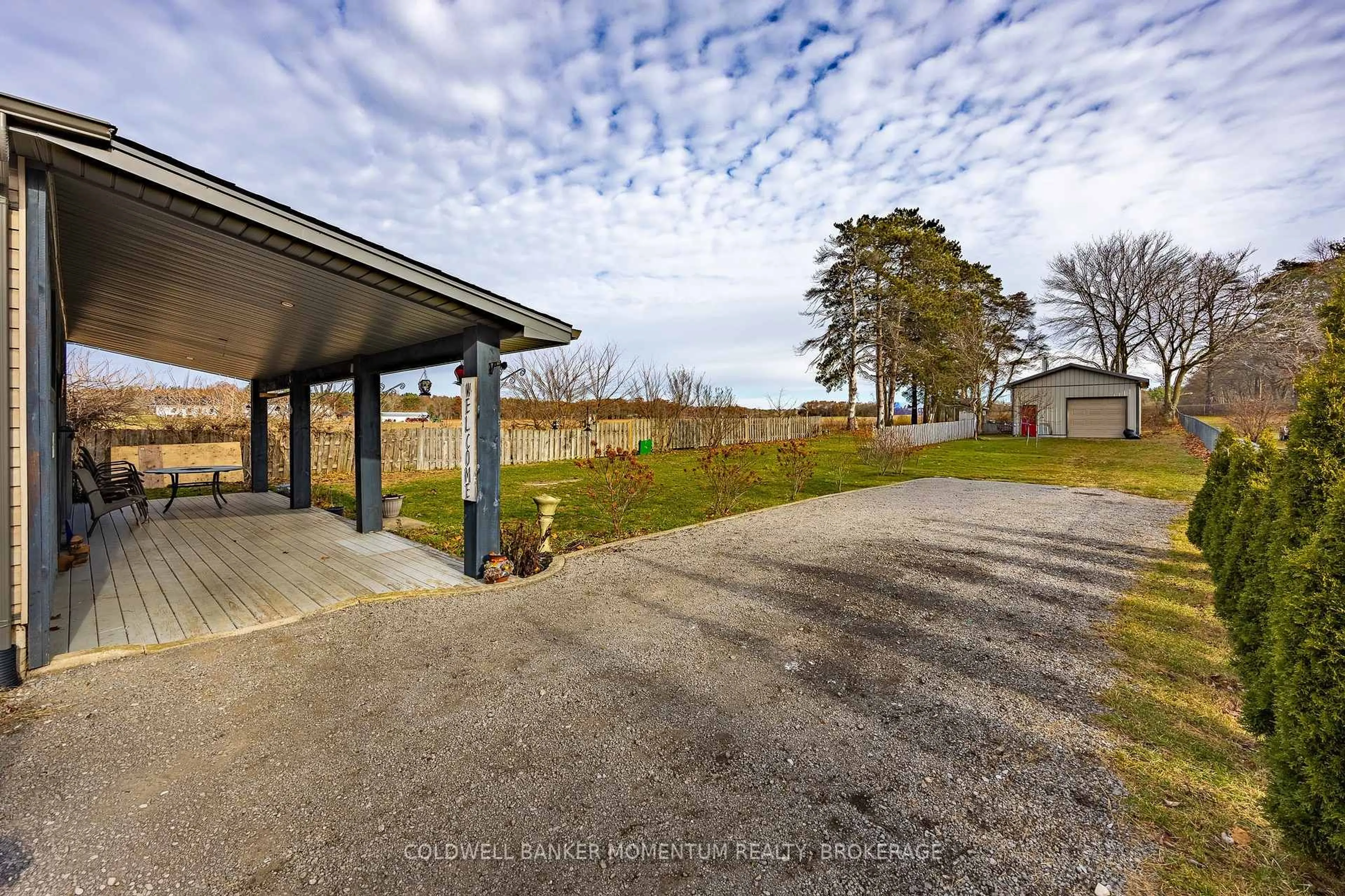 A pic from outside/outdoor area/front of a property/back of a property/a pic from drone, unknown for 1538 Forestry Farm Rd, Norfolk Ontario N0E 1G0