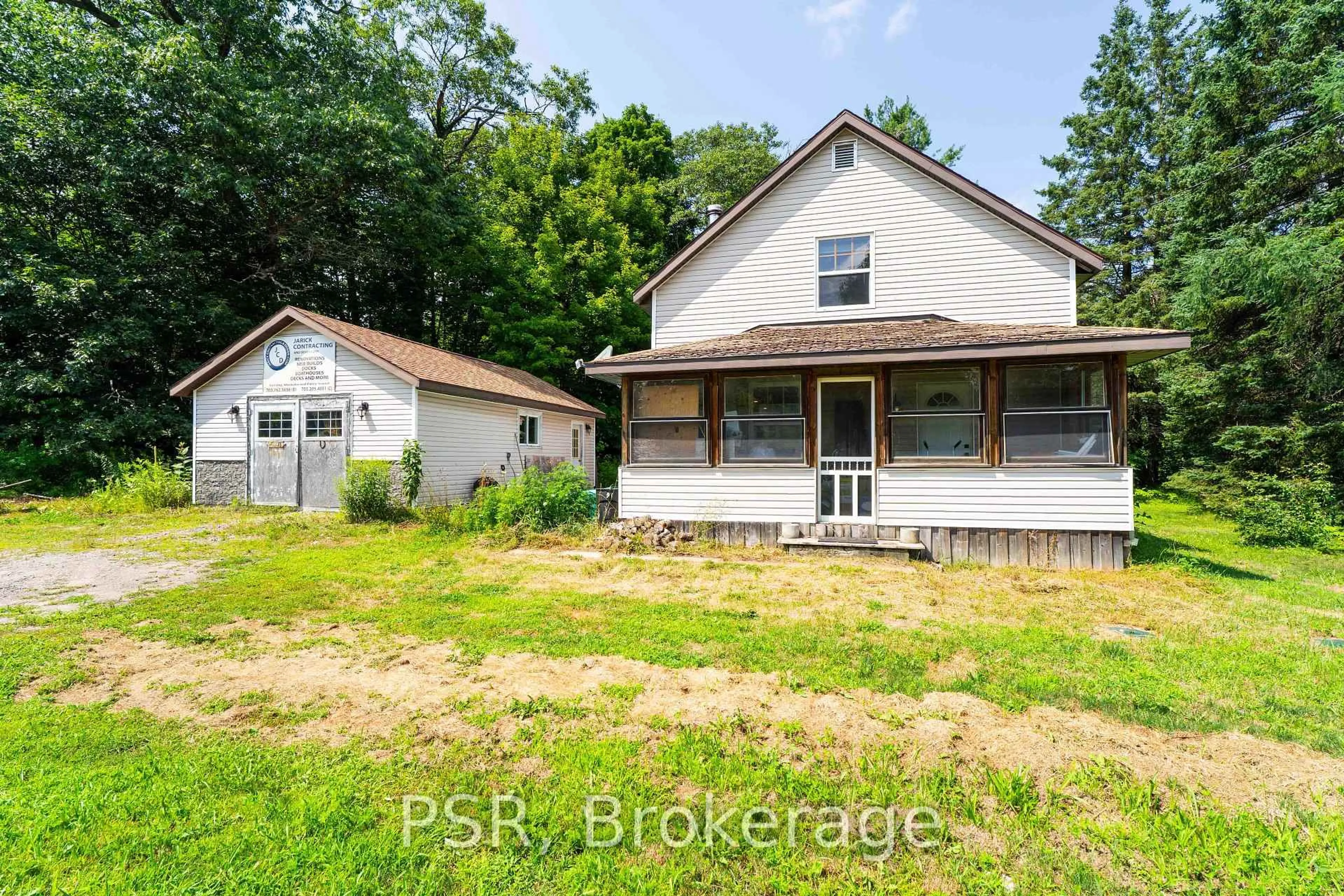 A pic from outside/outdoor area/front of a property/back of a property/a pic from drone, building for 2676 Muskoka District 169 Rd, Muskoka Lakes Ontario P0C 1M0