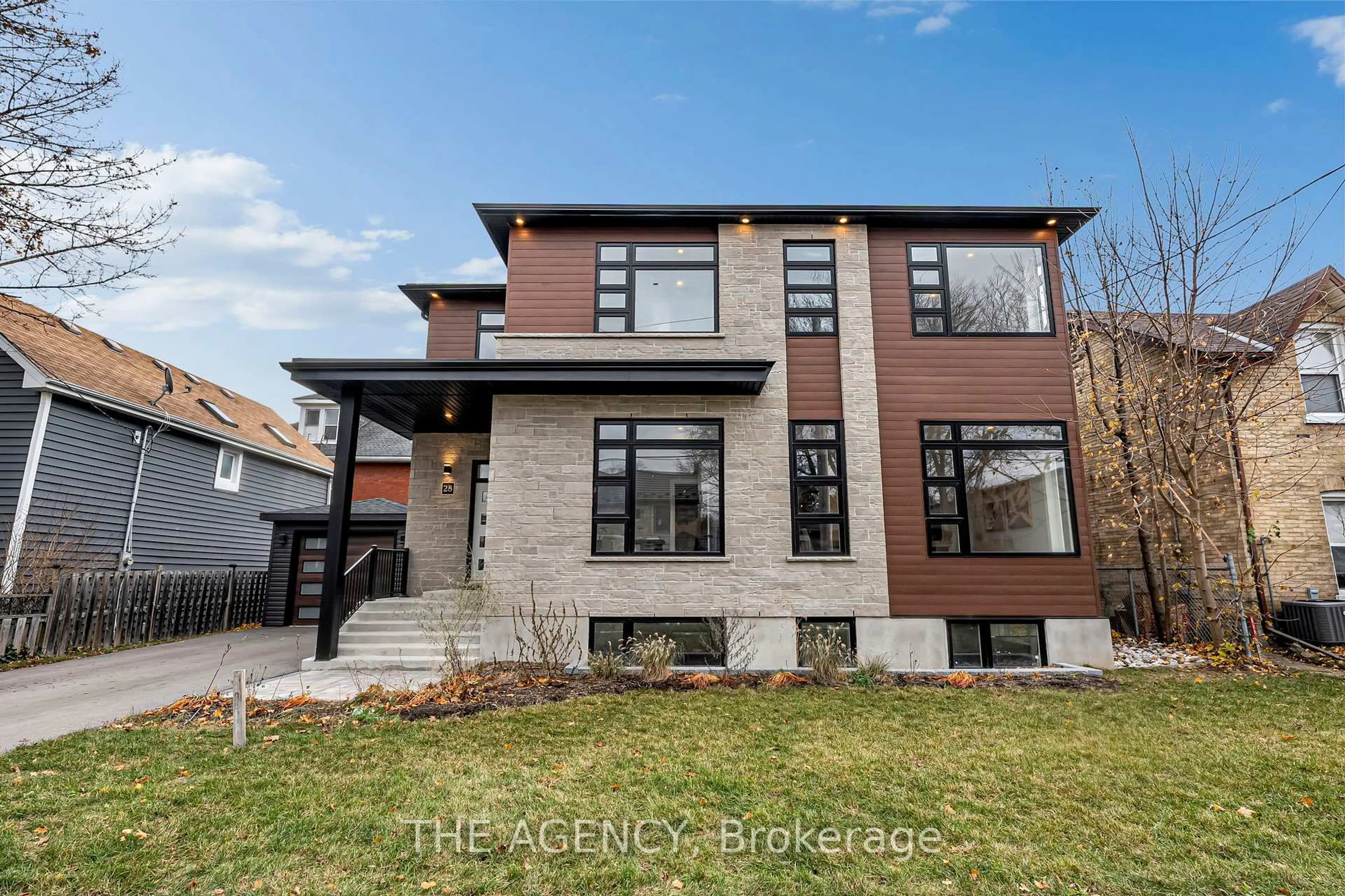 Home with brick exterior material, street for 28 Norwich St, Guelph Ontario N1H 2G8