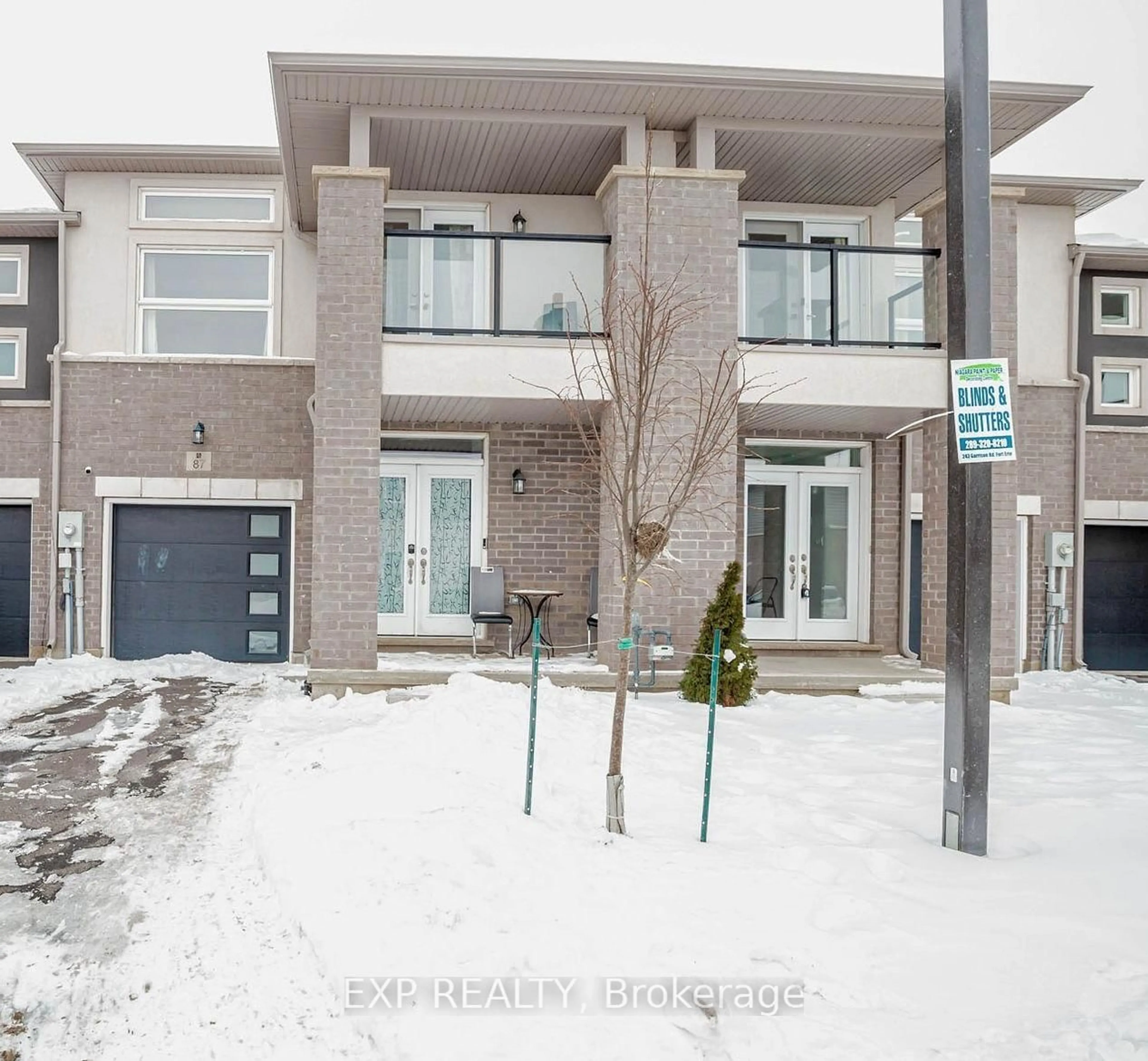 Home with brick exterior material, street for 87 Renfrew Tr #18, Welland Ontario L3C 0K2