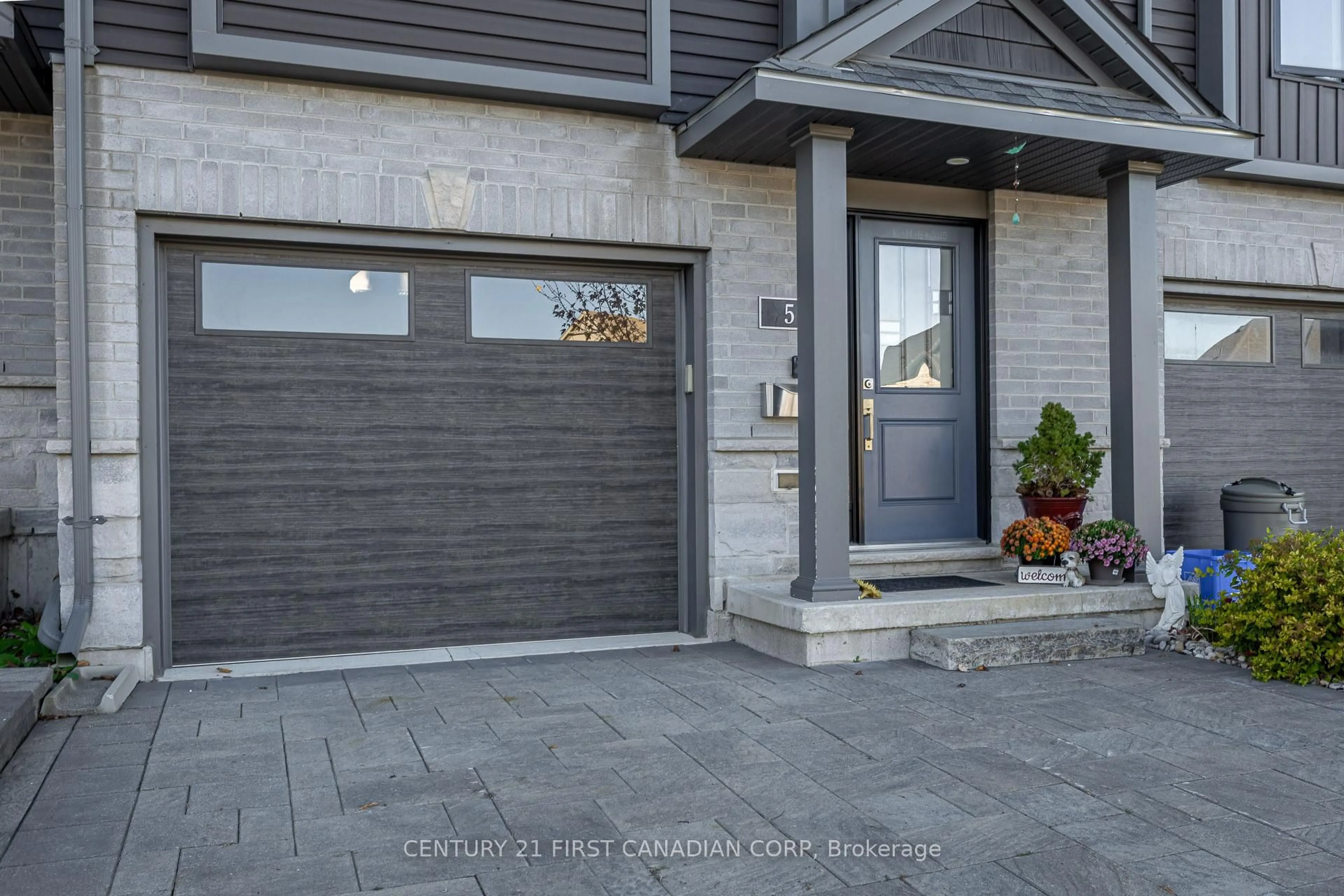 Unknown for 1110 Meadowlark Rdge #5, London South Ontario N6M 0H4