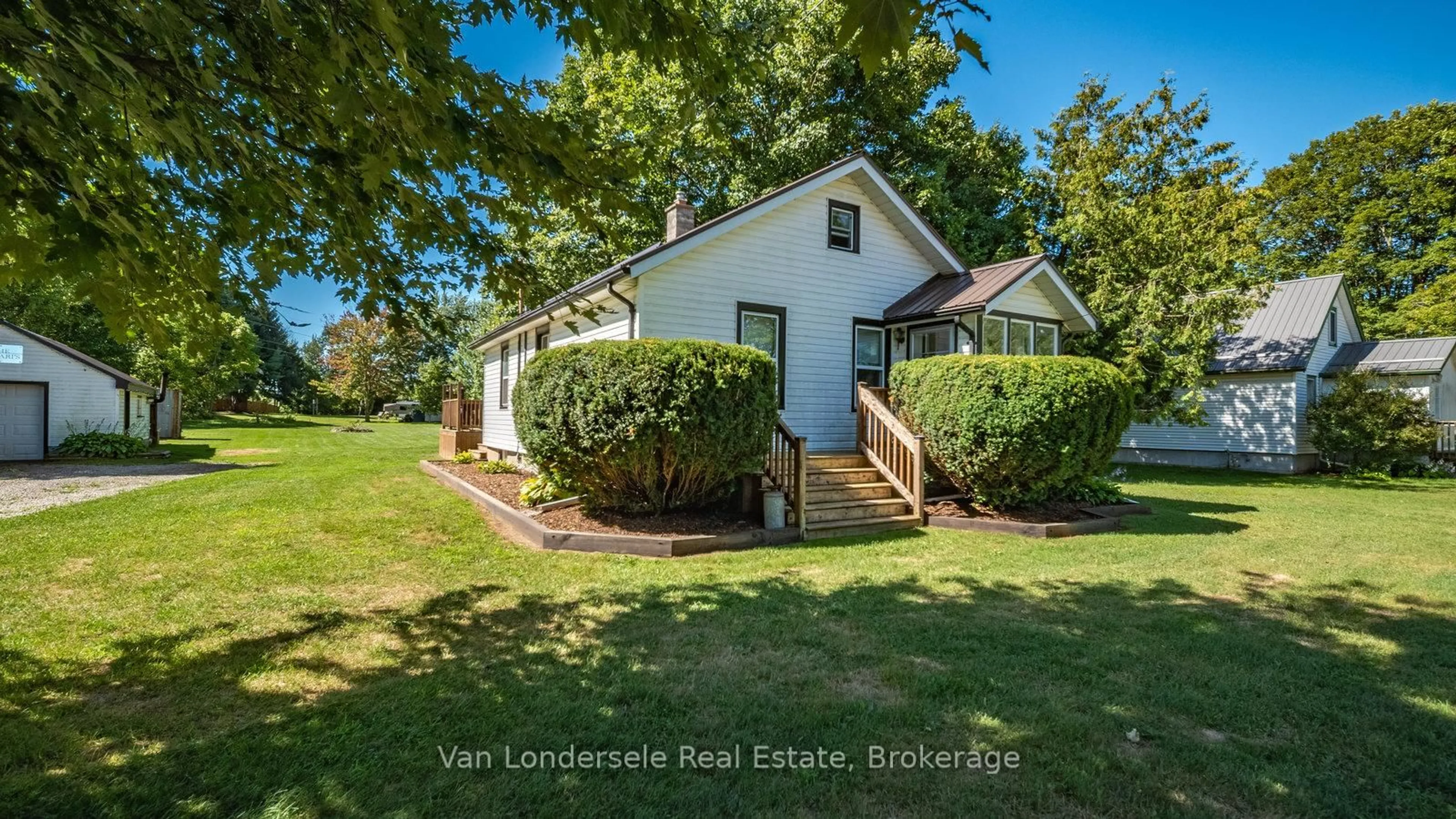 A pic from outside/outdoor area/front of a property/back of a property/a pic from drone, street for 57121 Eden Line, Bayham Ontario N0J 1H0