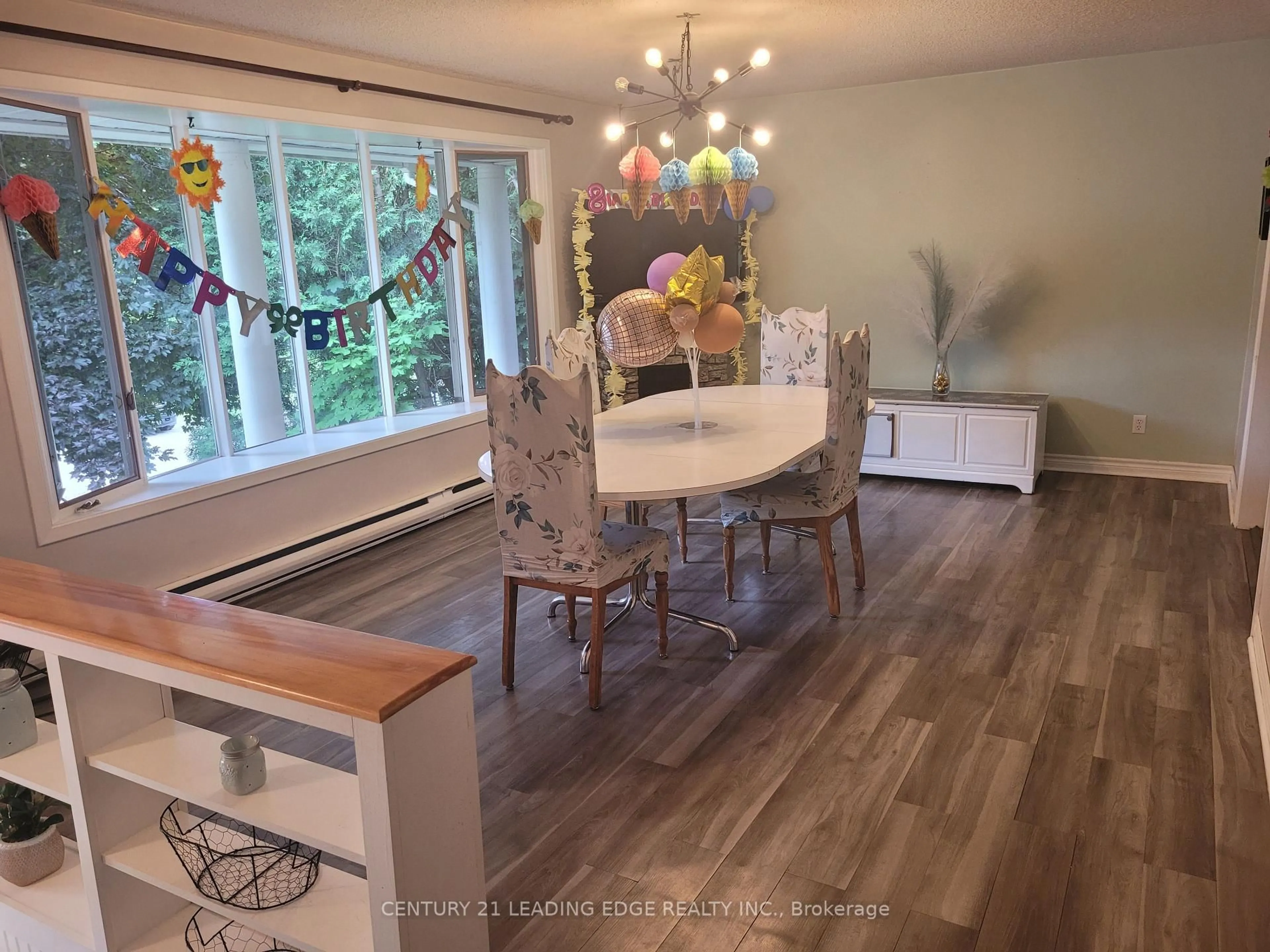 Dining room, wood/laminate floor for 19 FOREST HILL Rd, Bancroft Ontario K0L 1C0