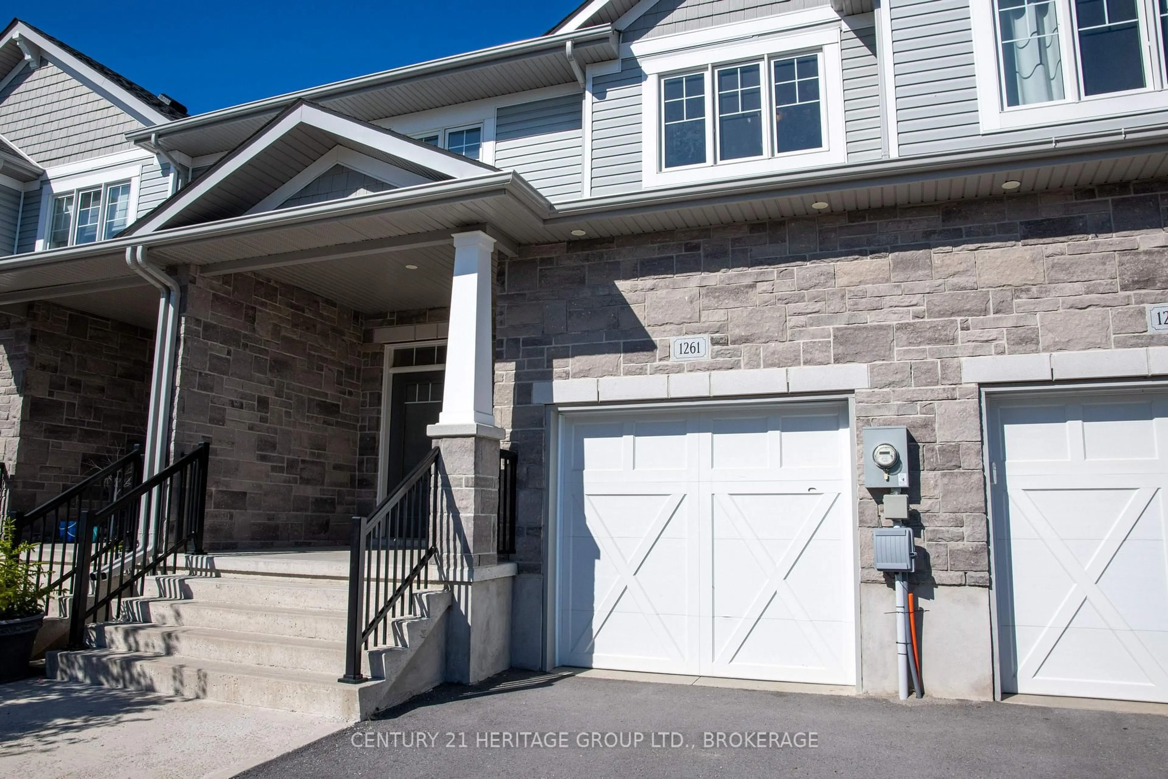 Unknown for 1261 Max Cres, Kingston Ontario K7P 0P2