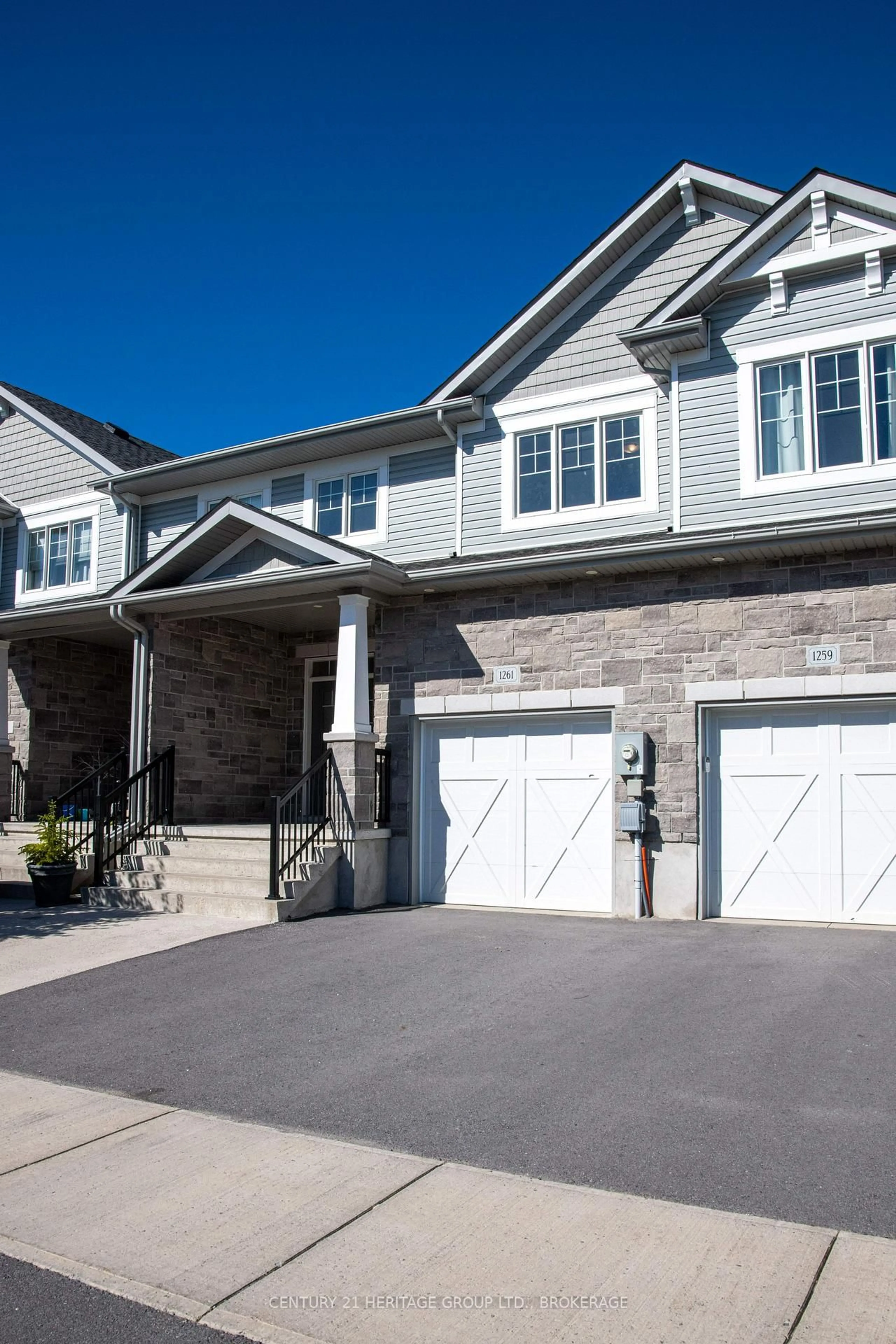 Home with vinyl exterior material, street for 1261 Max Cres, Kingston Ontario K7P 0P2