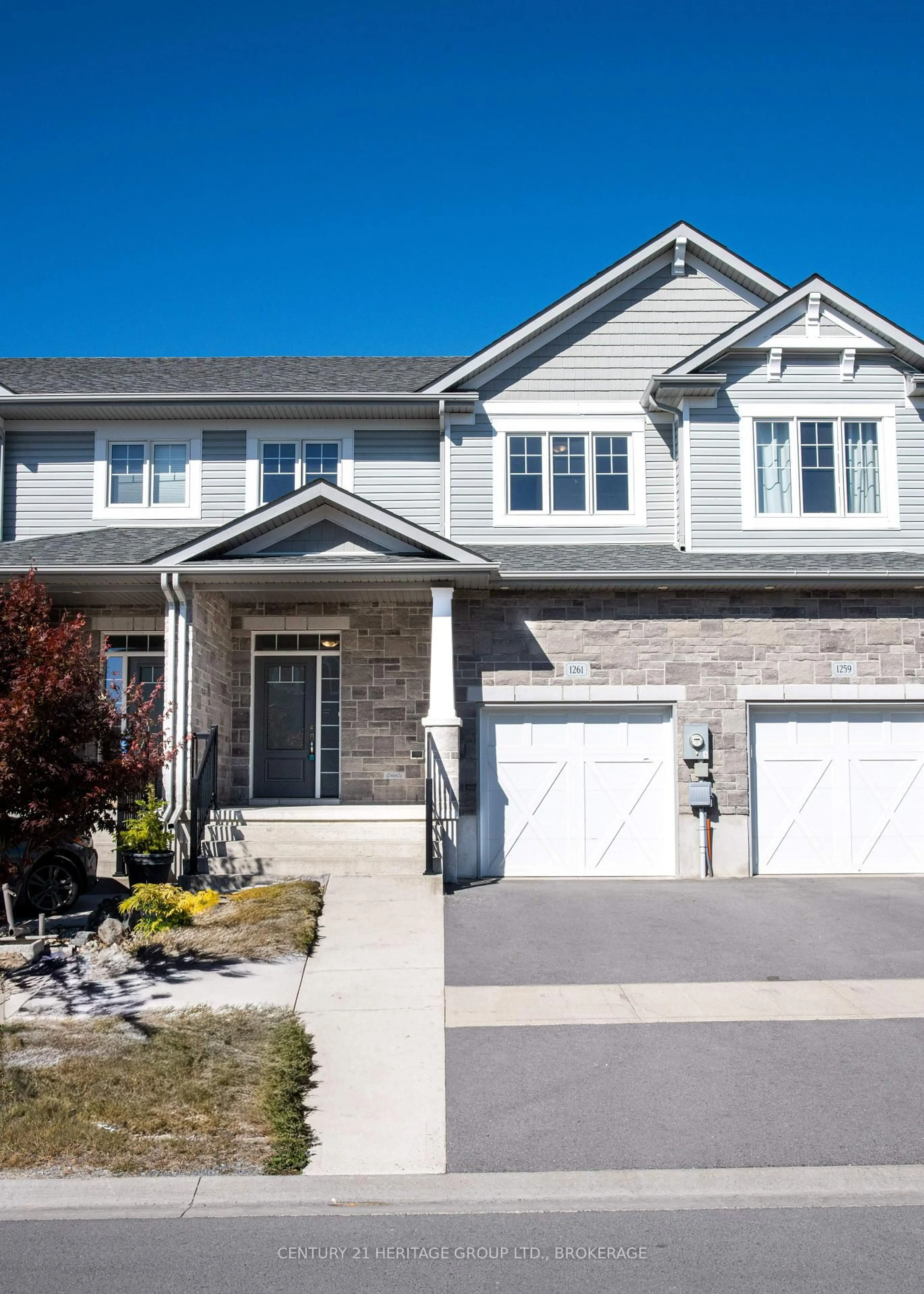 Home with vinyl exterior material, street for 1261 Max Cres, Kingston Ontario K7P 0P2