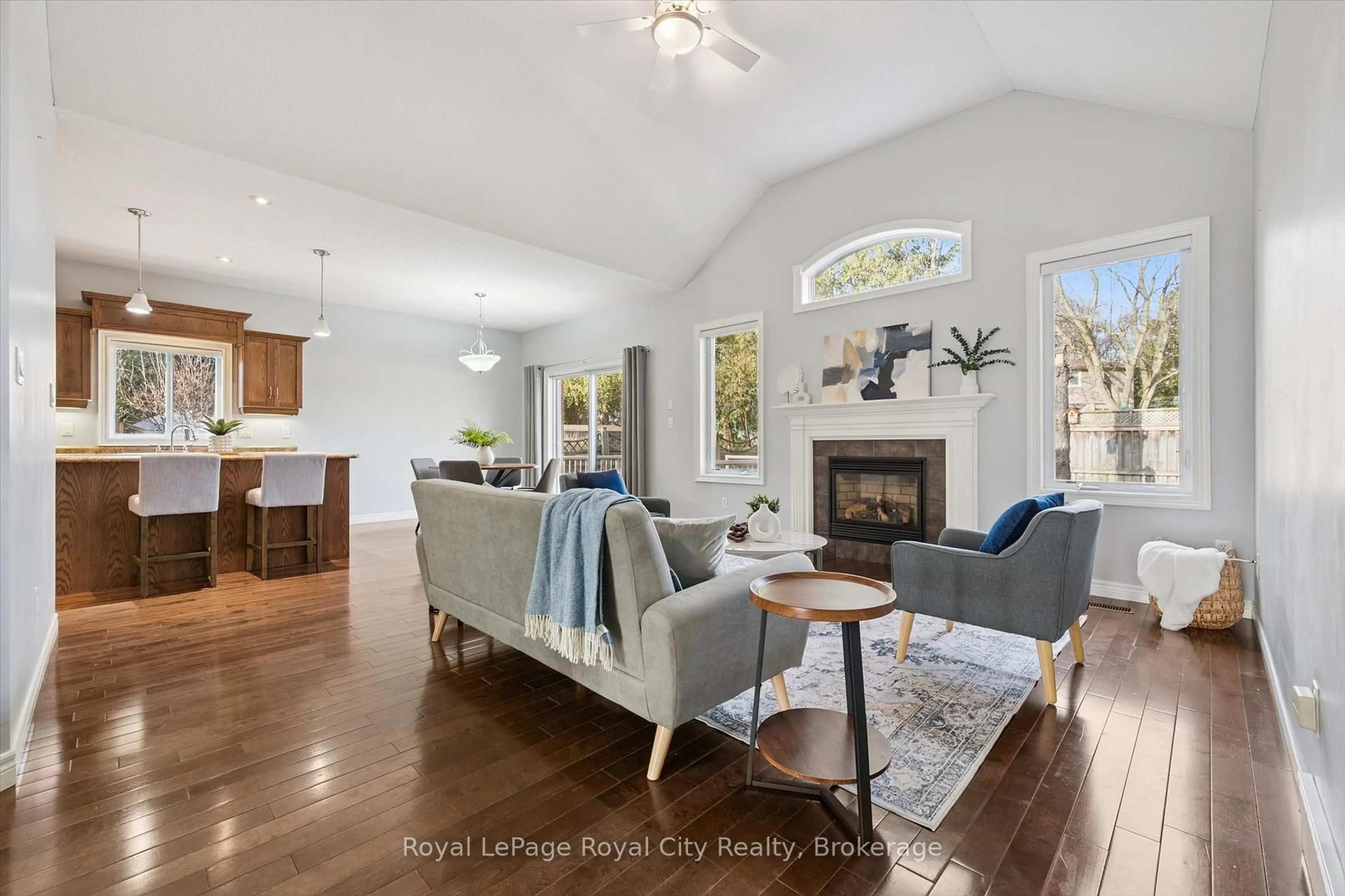 Living room with furniture, unknown for 60A Eastview Rd, Guelph Ontario N1E 1Z6