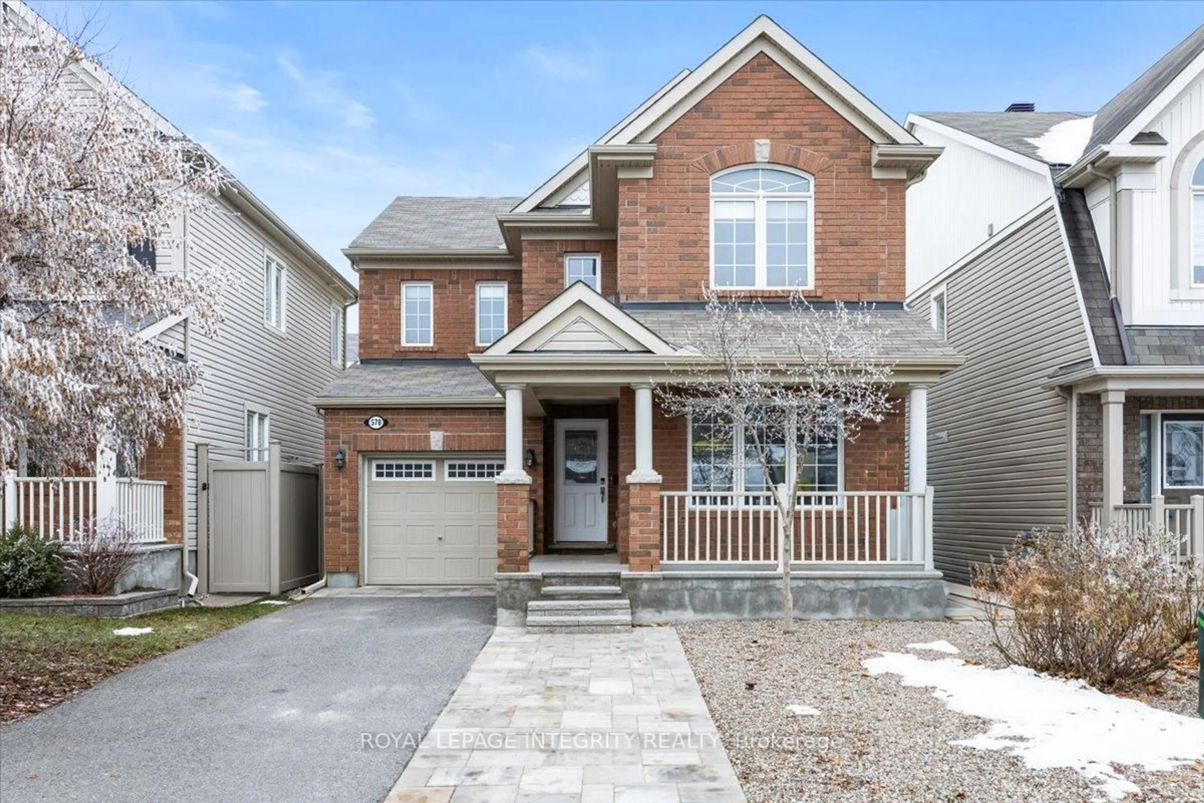 Home with brick exterior material, street for 578 Sunlit Circ, Ottawa Ontario K4A 0V4