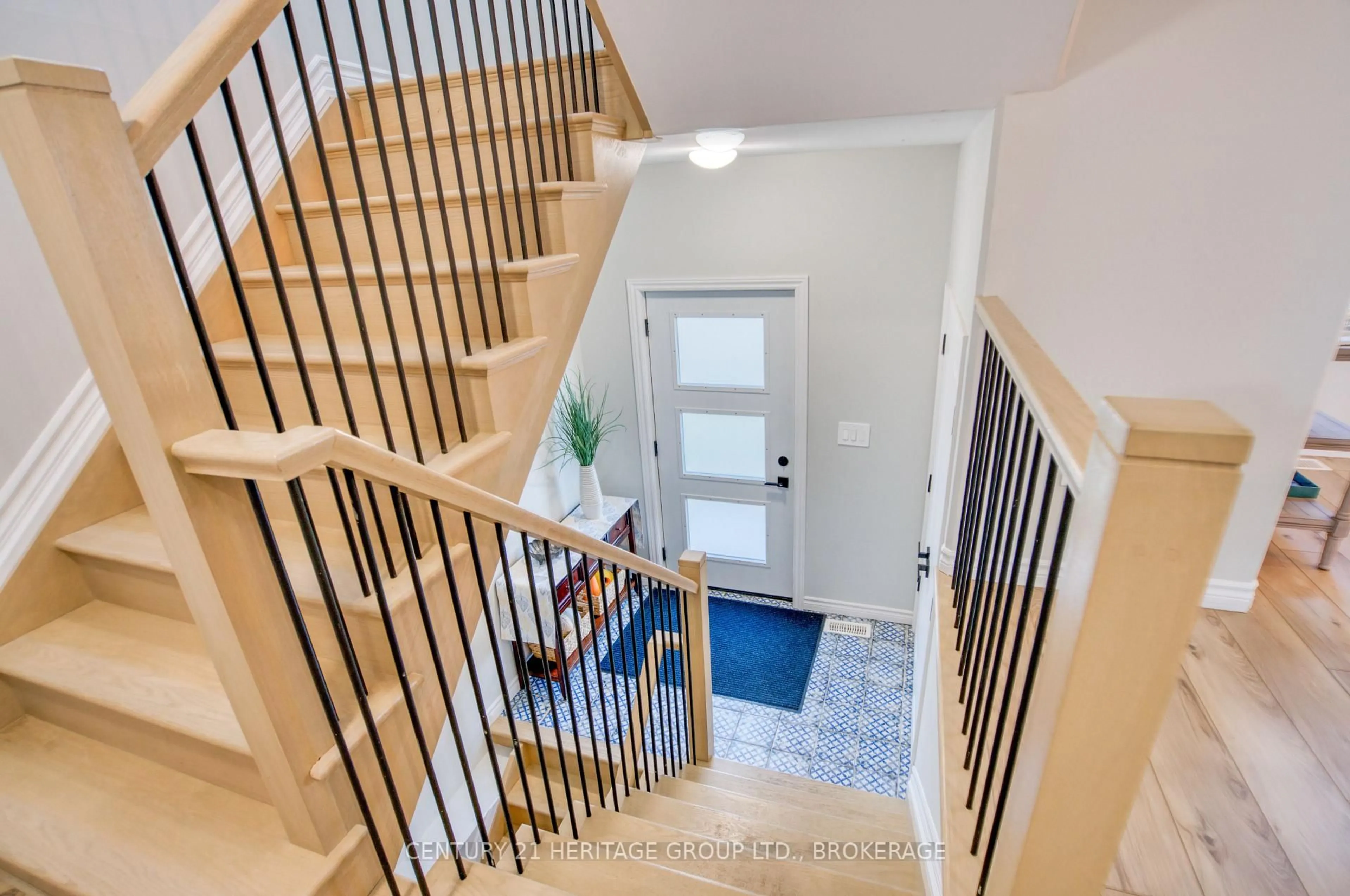 Unknown for 5 Cross St, Bissett Creek Ontario K0H 2H0