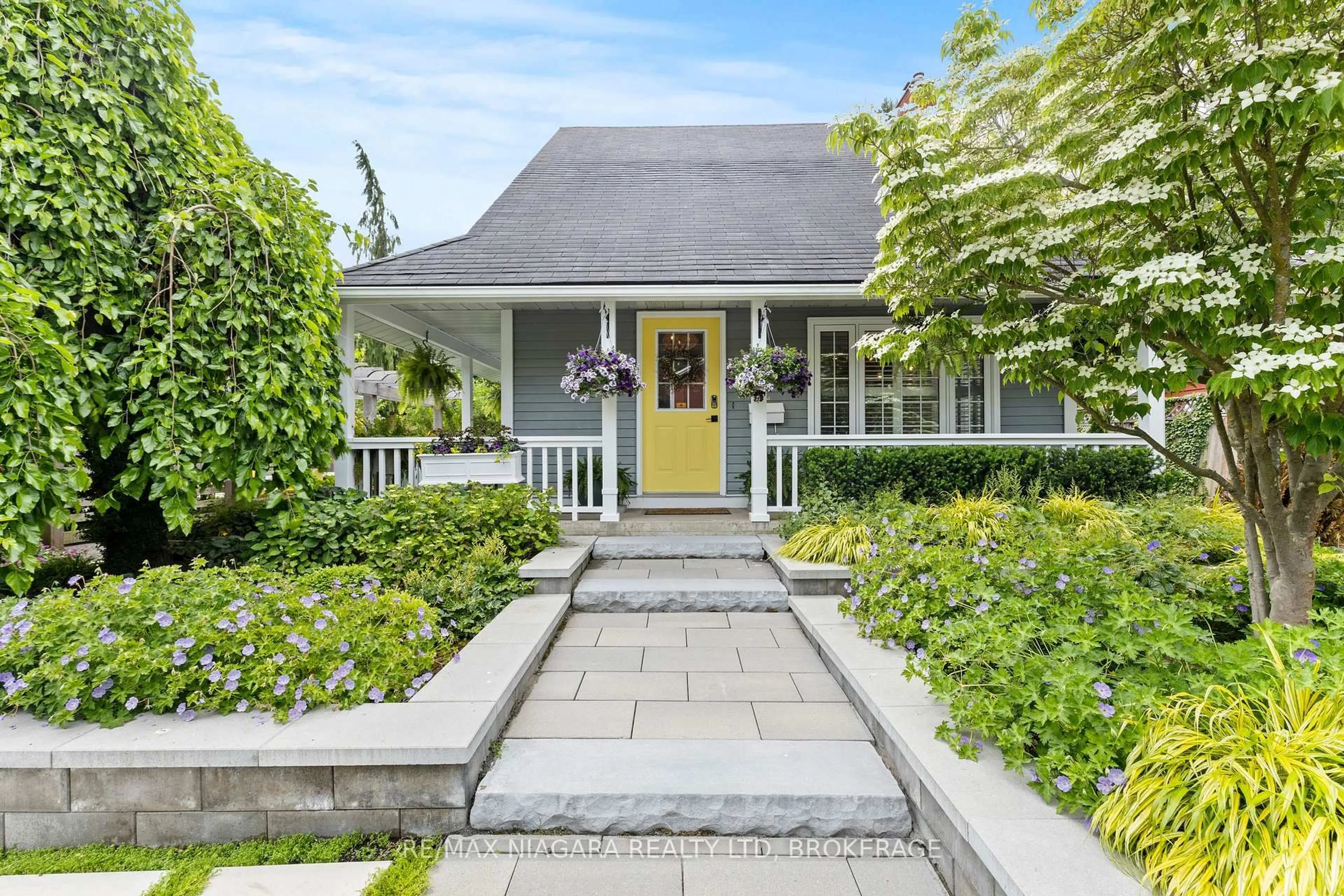 Unknown for 202 Anne St, Niagara-on-the-Lake Ontario L0S 1J0