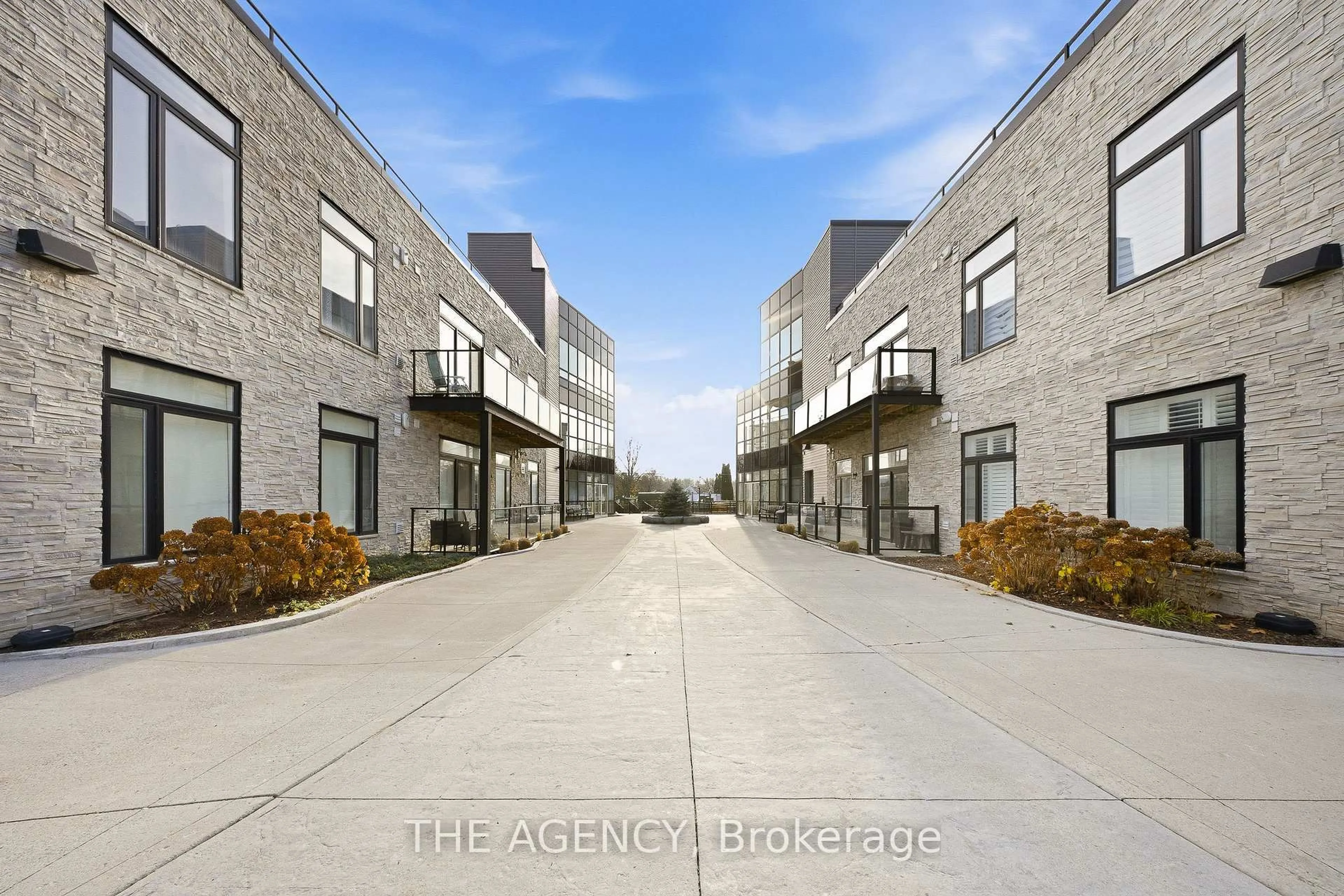 Unknown for 85 Morrell St #102A, Brantford Ontario N3T 4J6